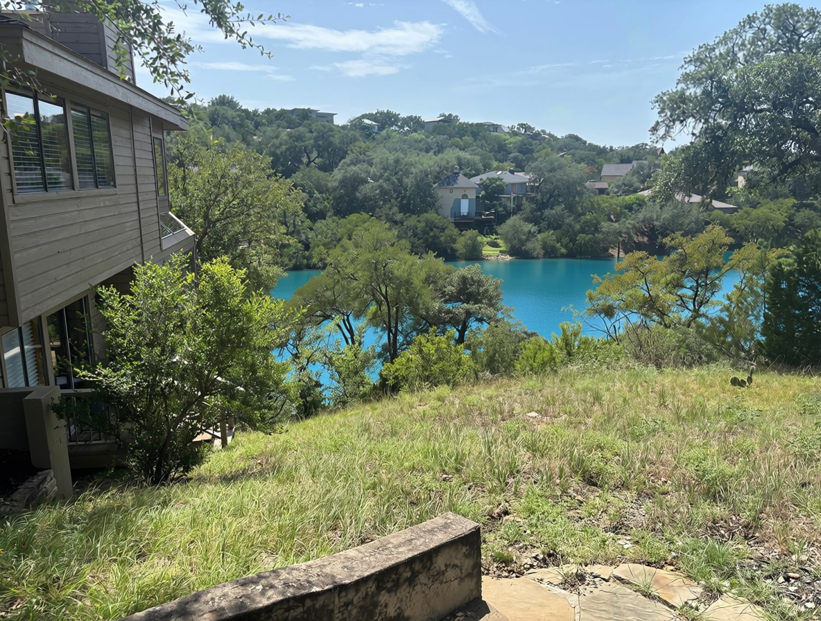 main property photo 33
