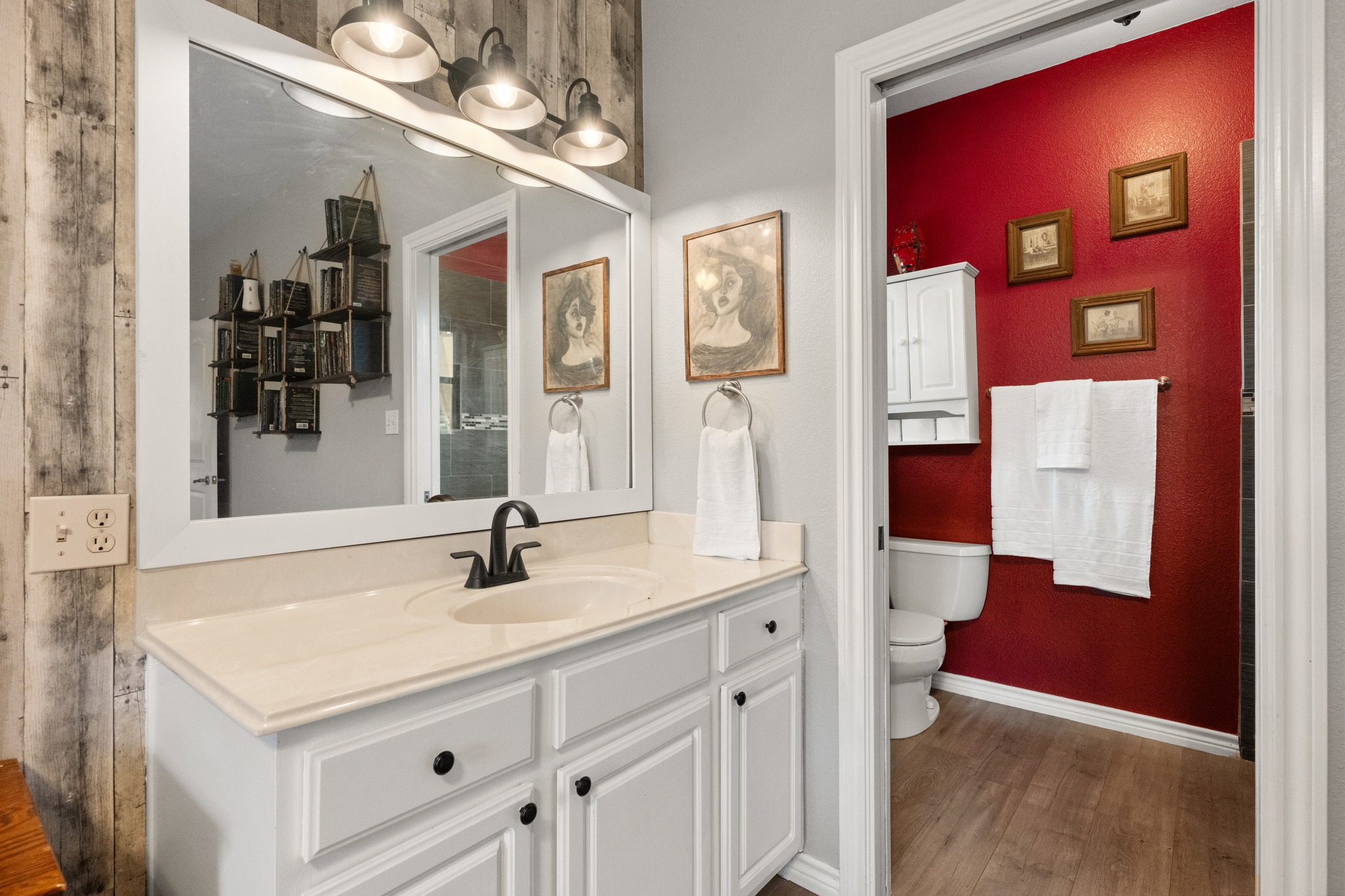 main property photo 17