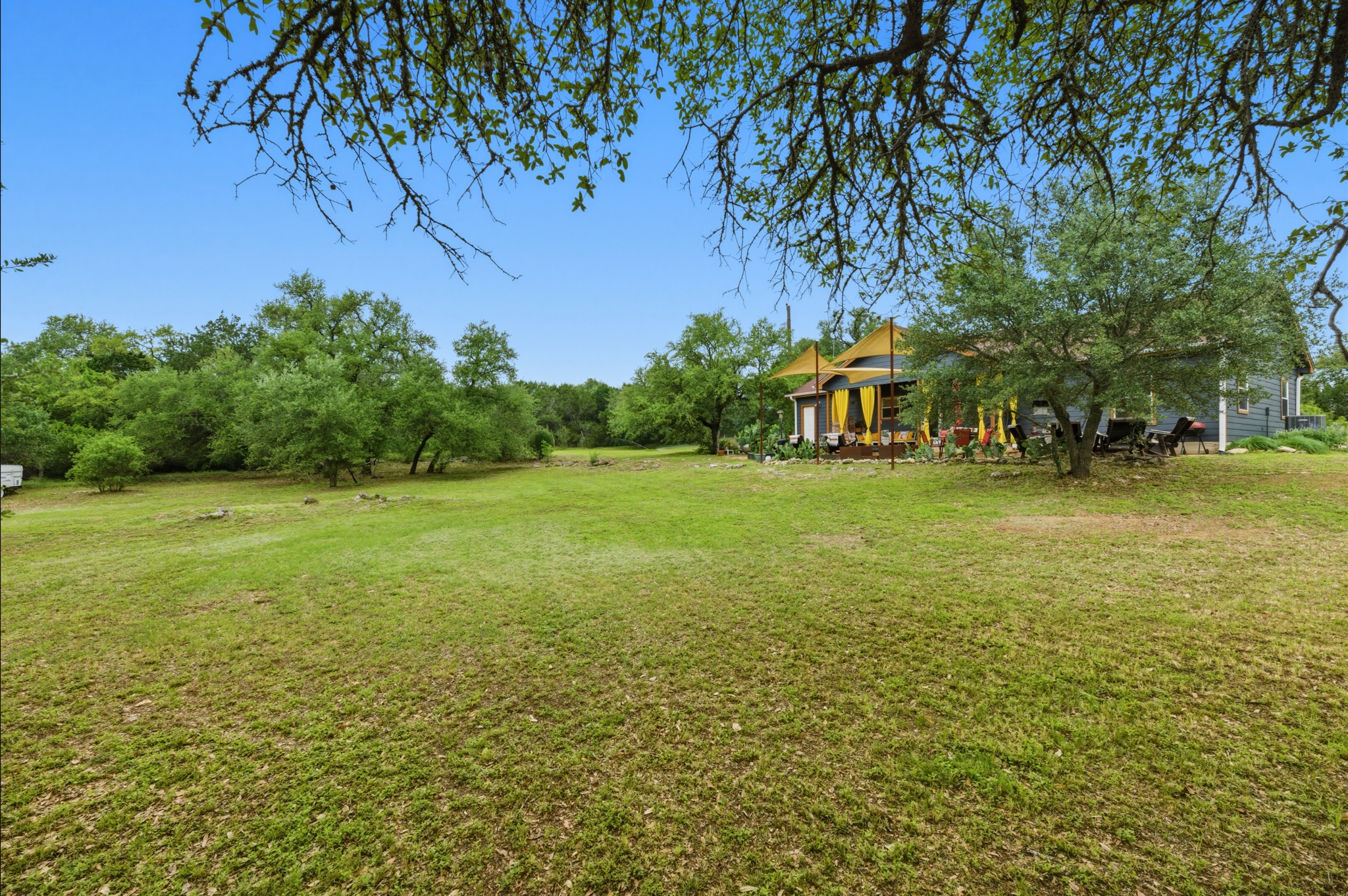 main property photo 25
