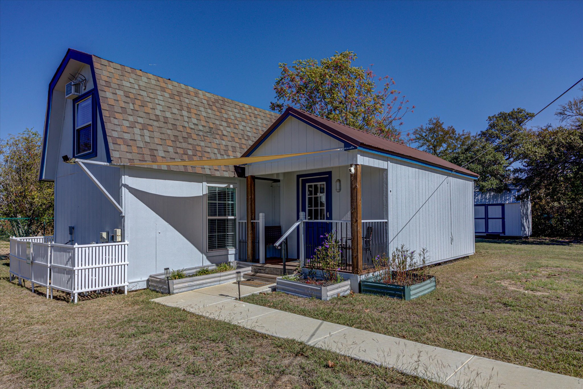 main property photo 31