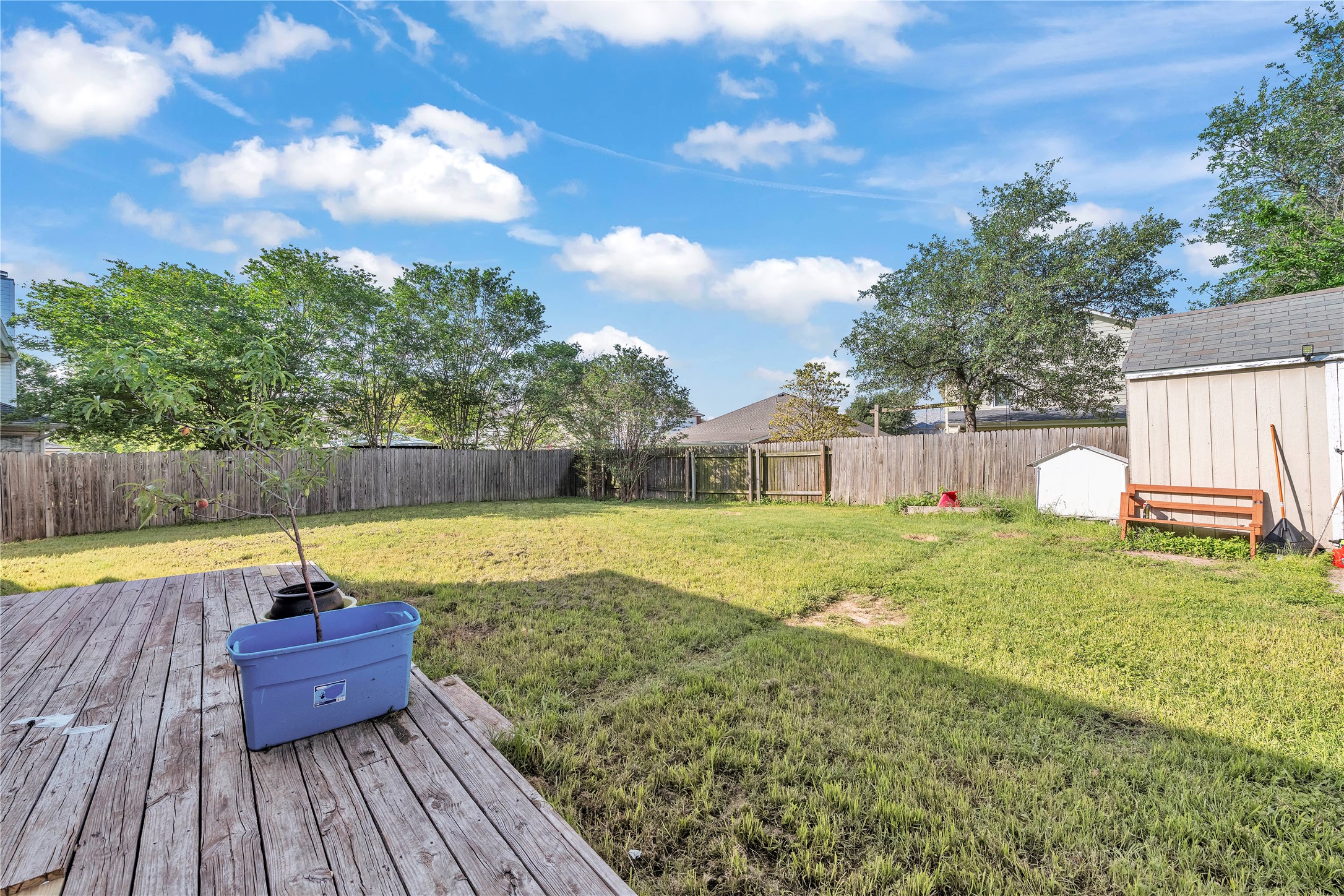 main property photo 15