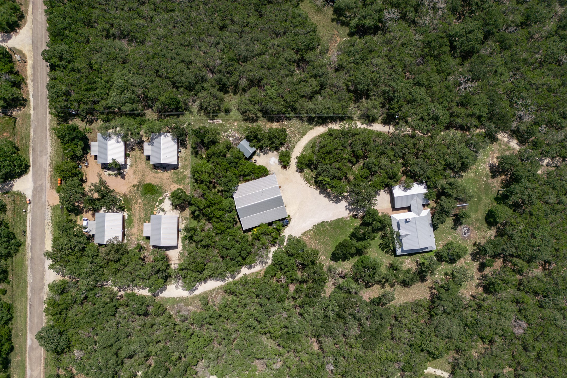 main property photo 4