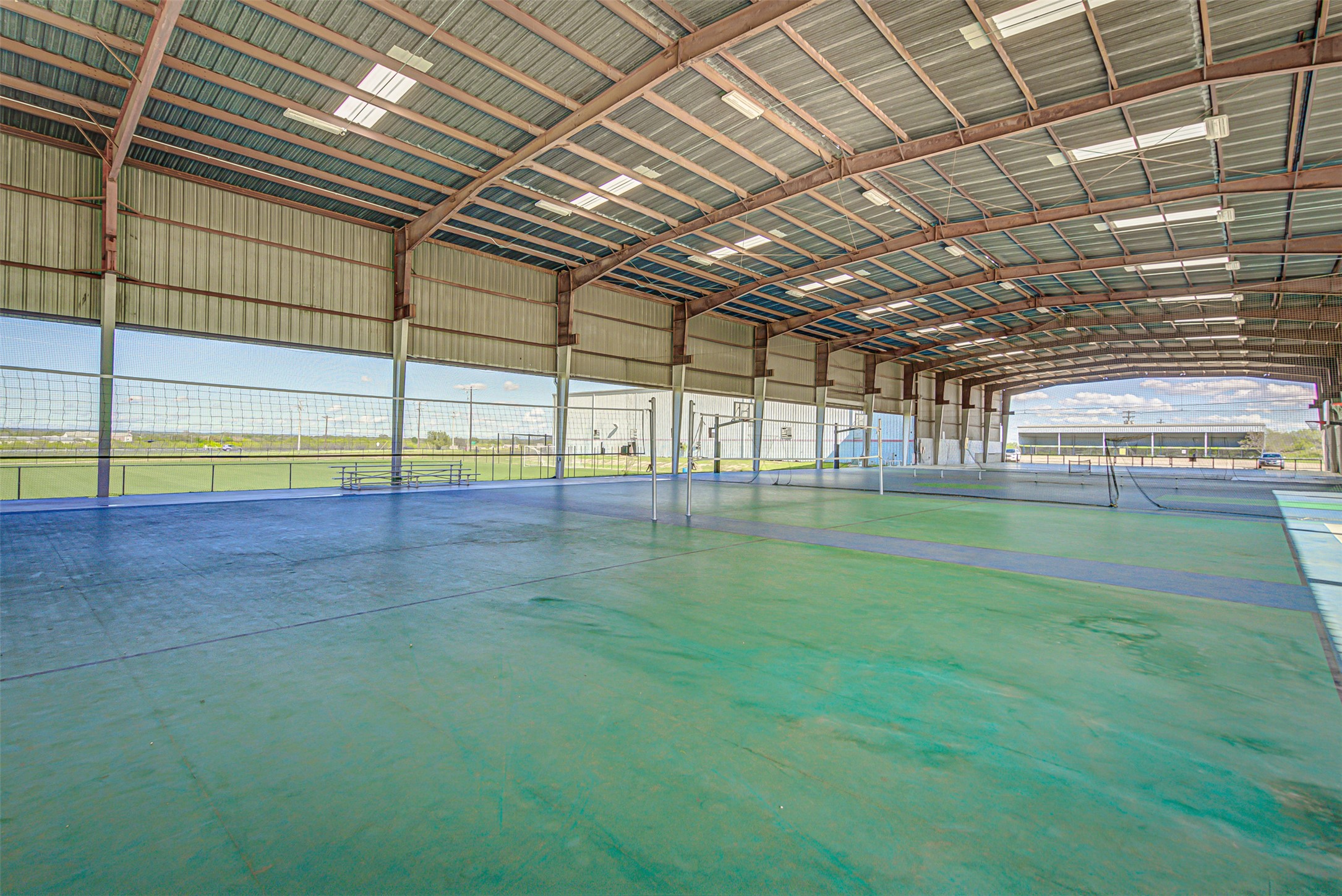 main property photo 16