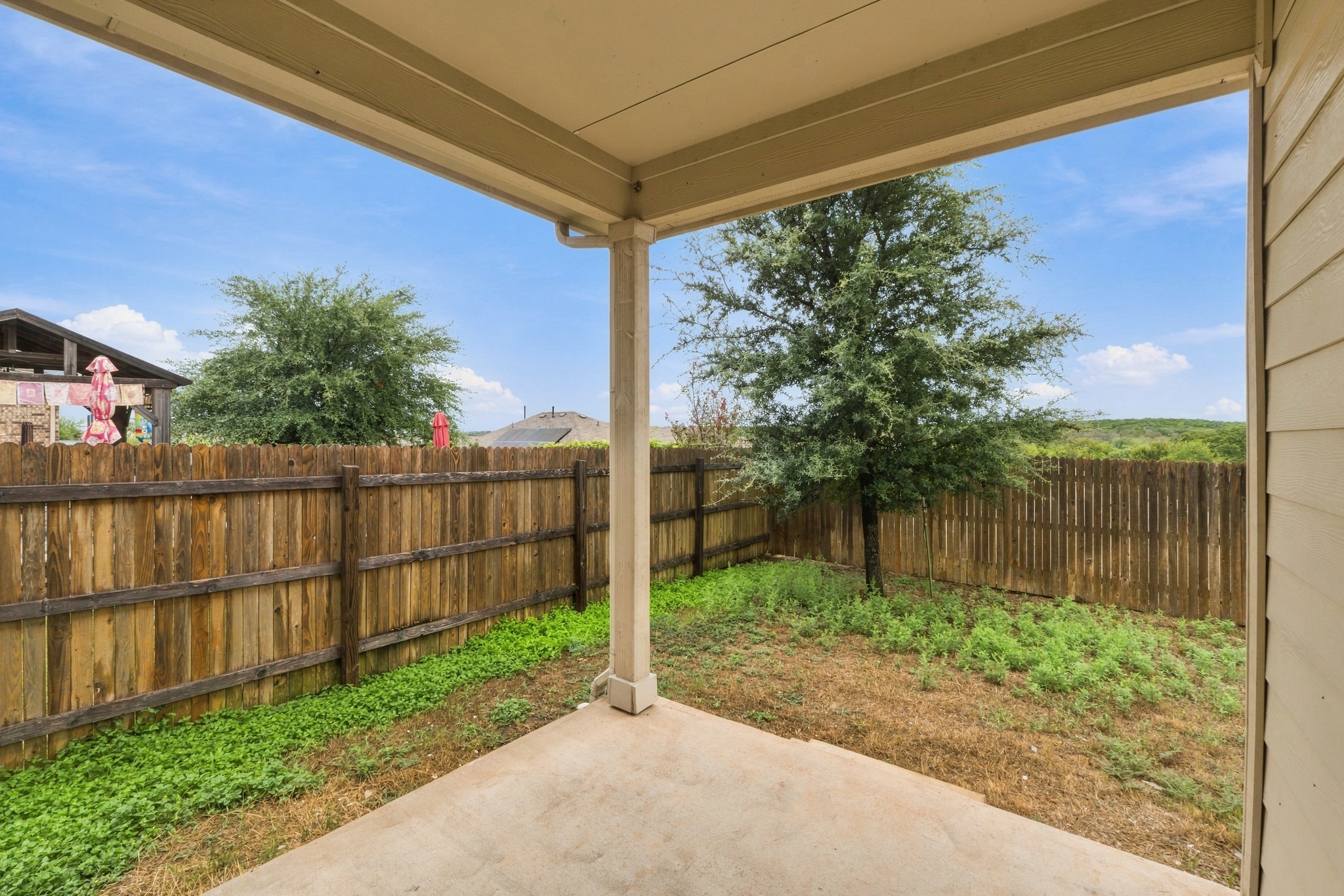 main property photo 27