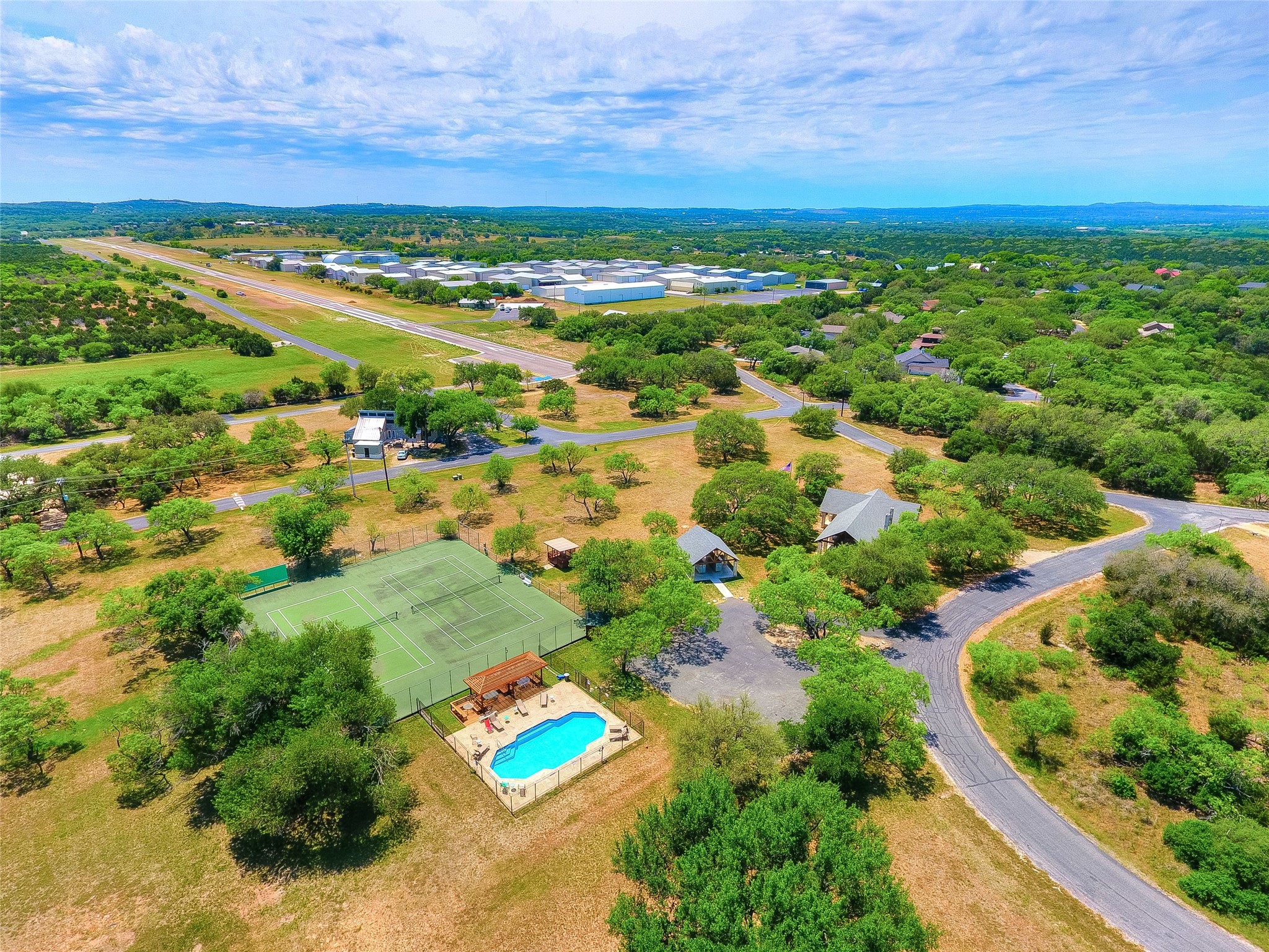 main property photo 17