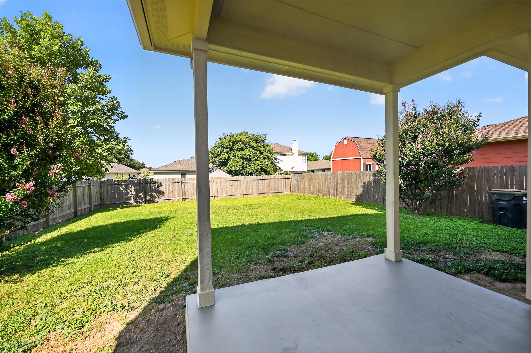 main property photo 22