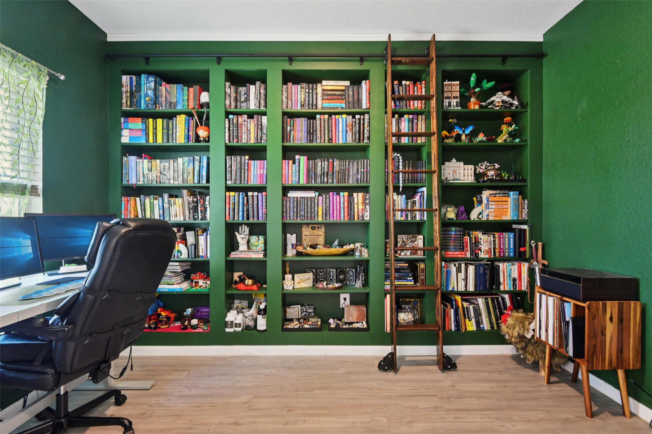 main property photo 6