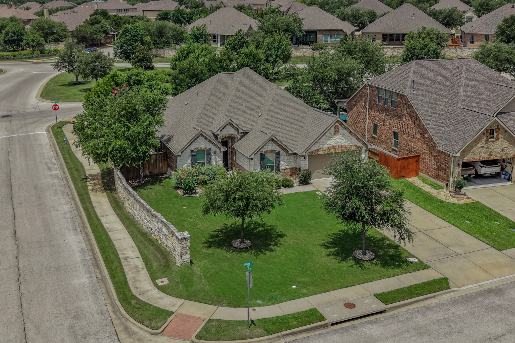 main property photo 34