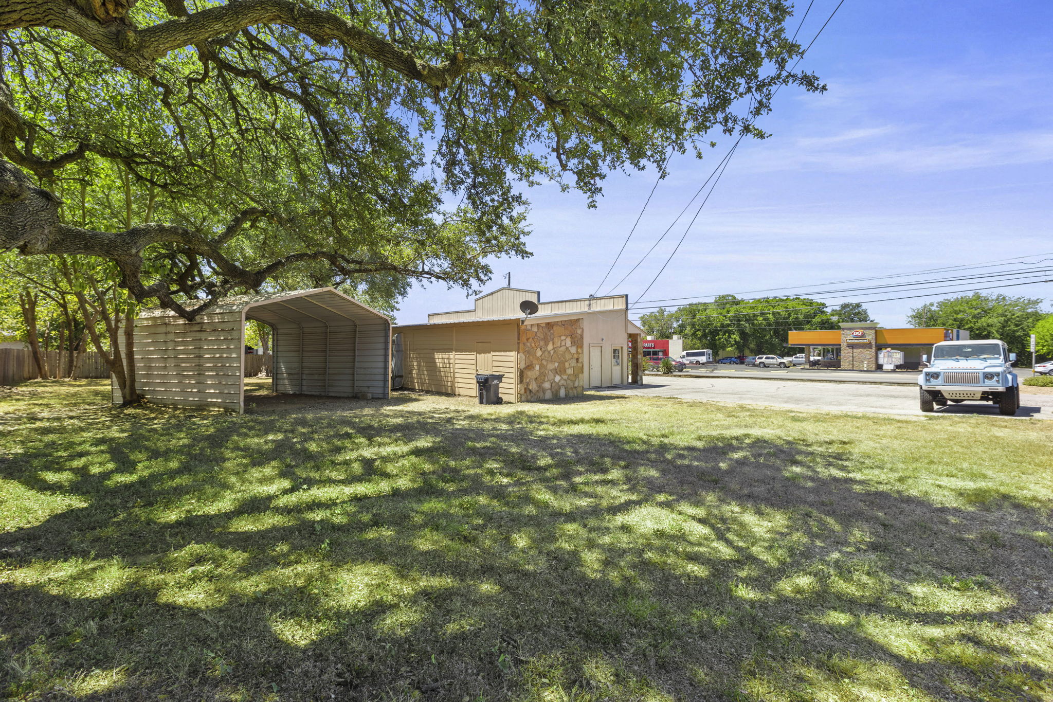 main property photo 7