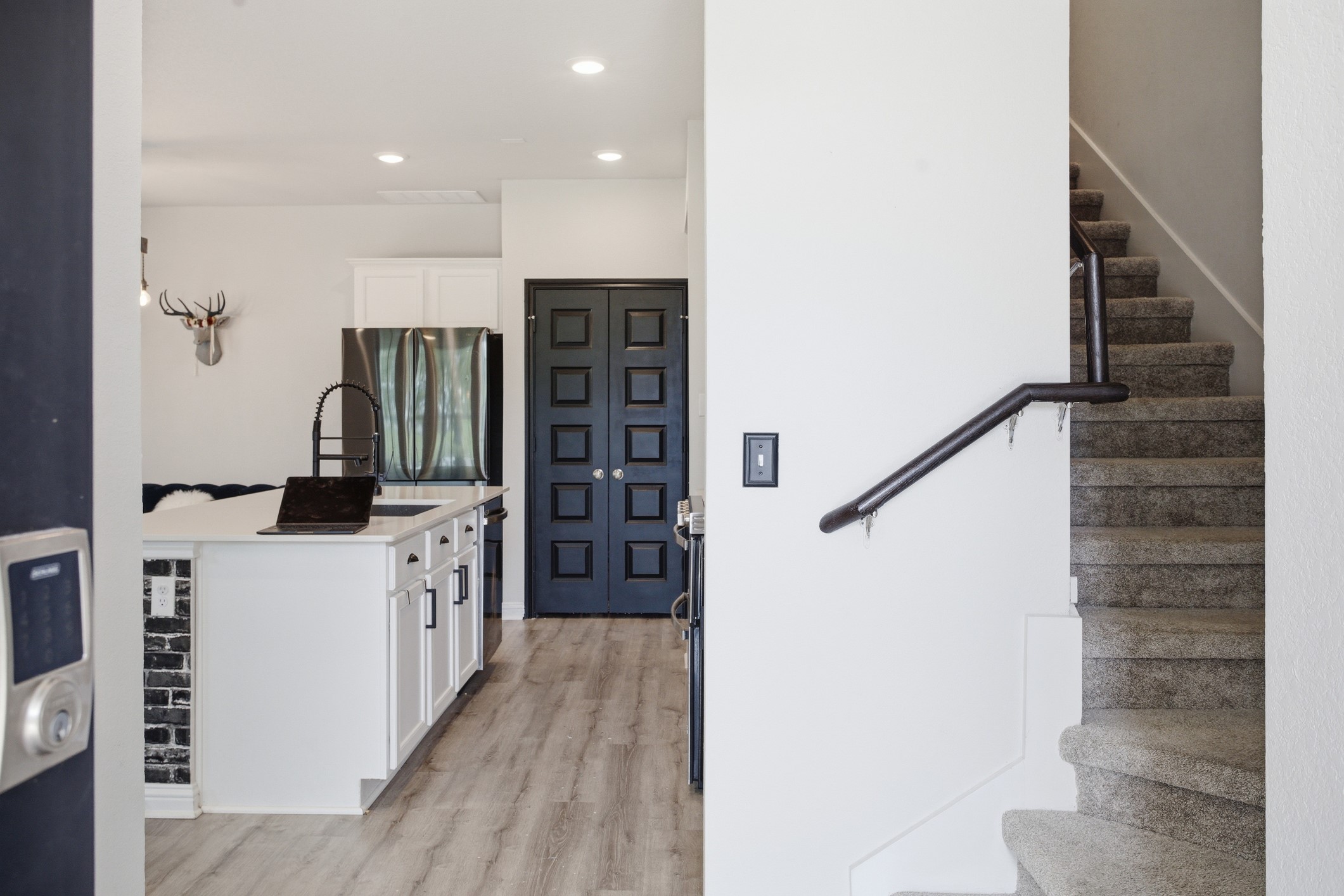 main property photo 4