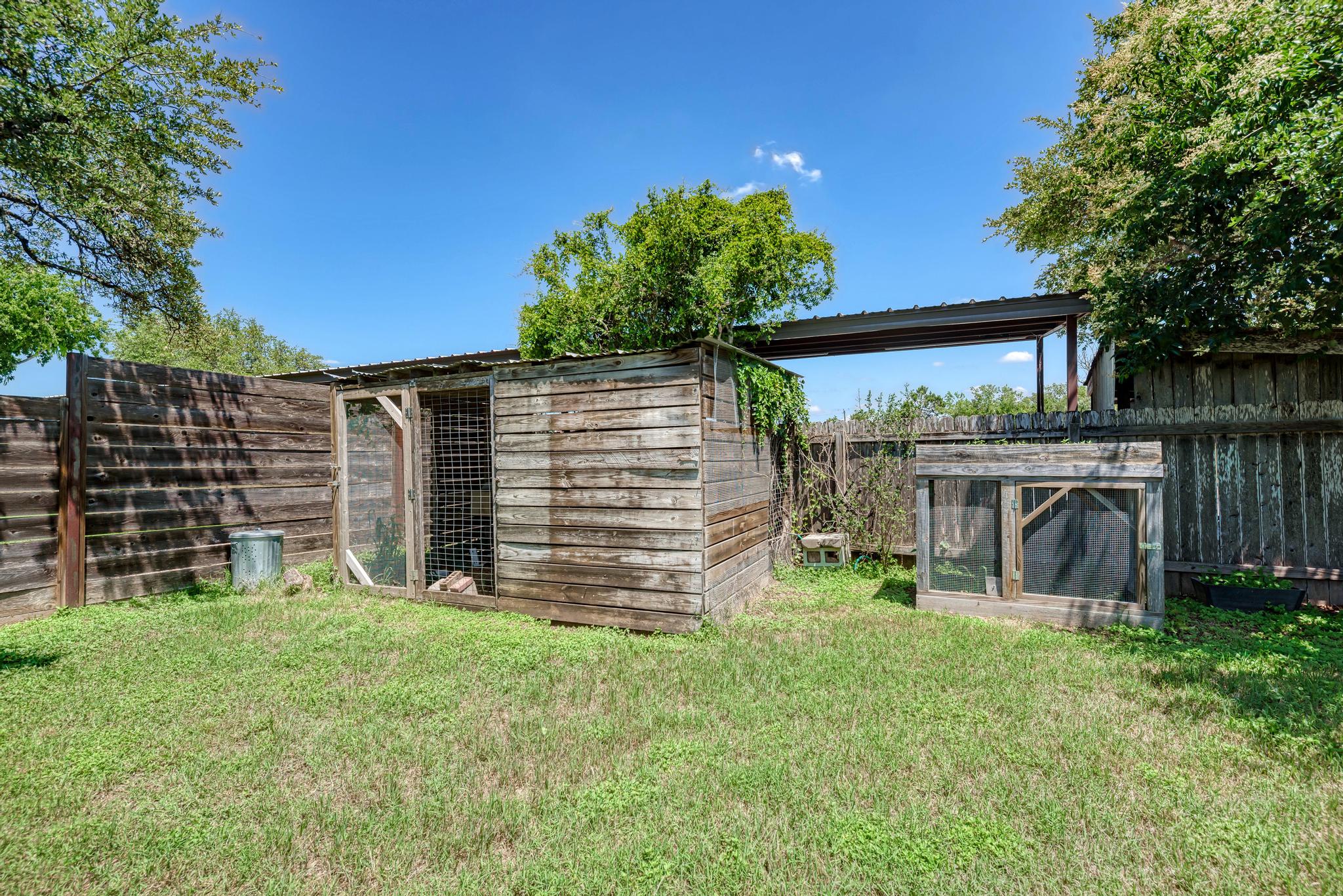 main property photo 33