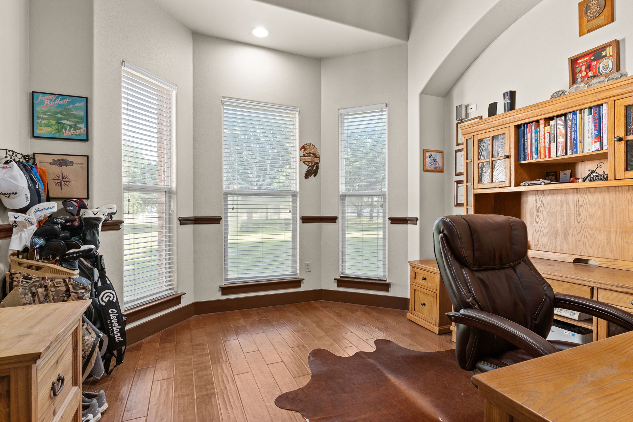 main property photo 14