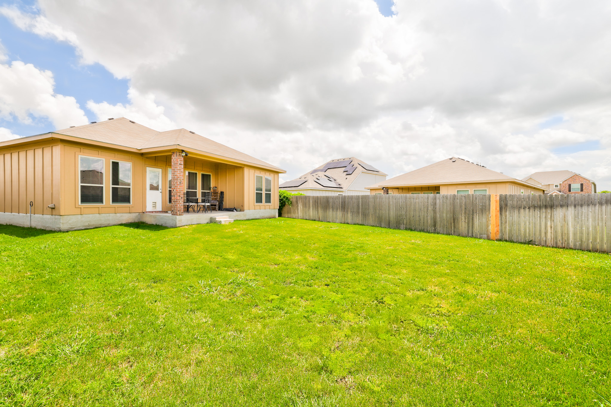 main property photo 29