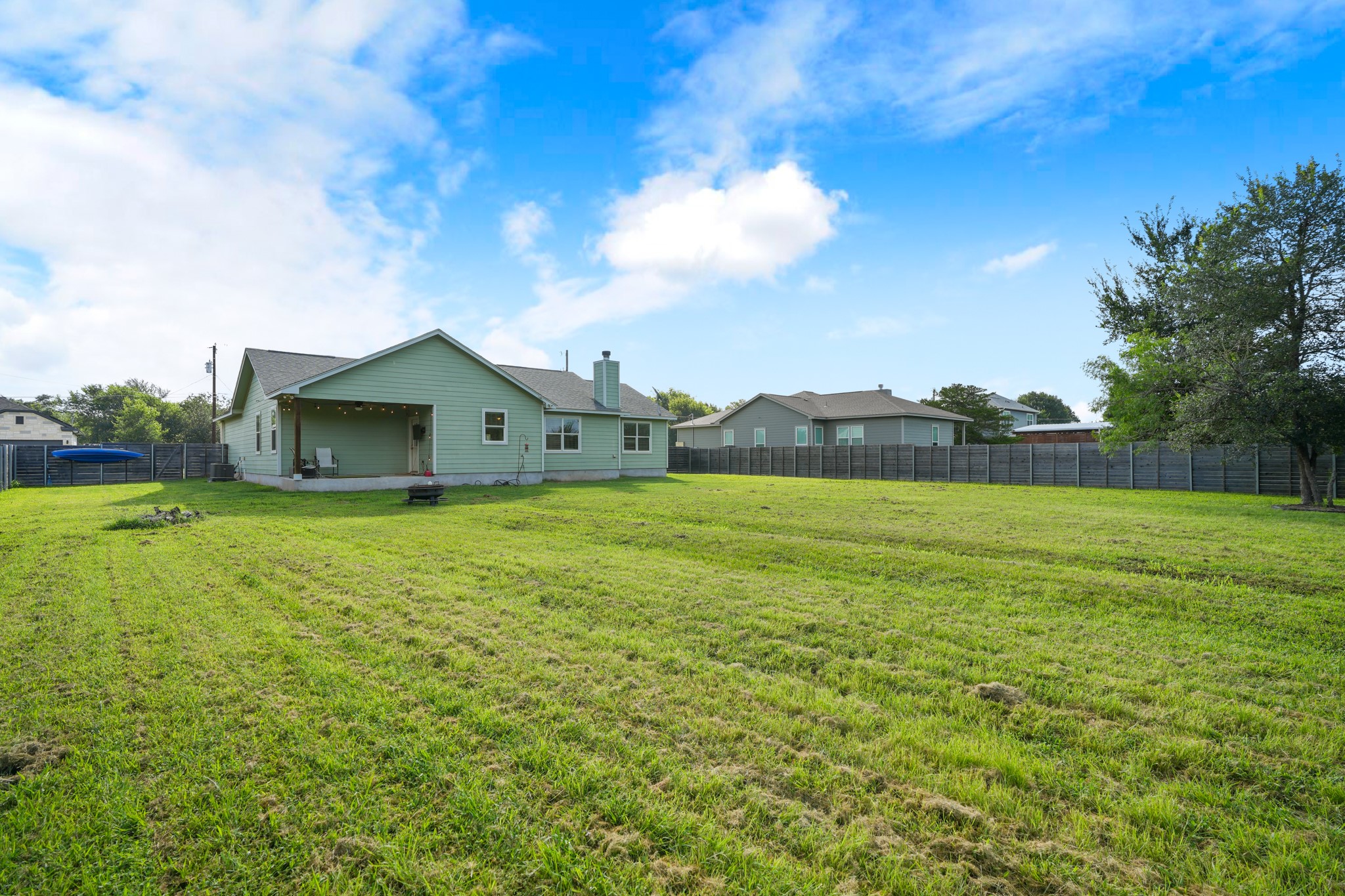 main property photo 24