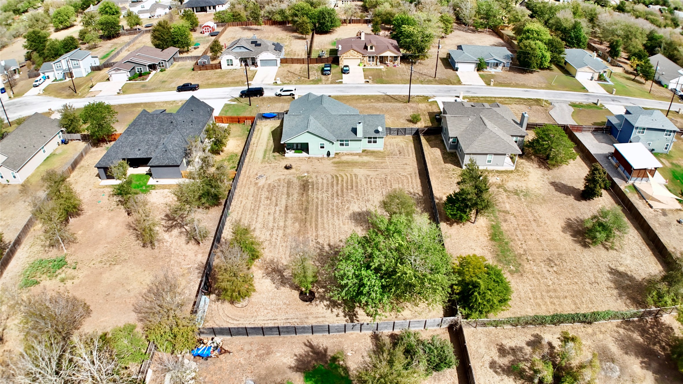 main property photo 33
