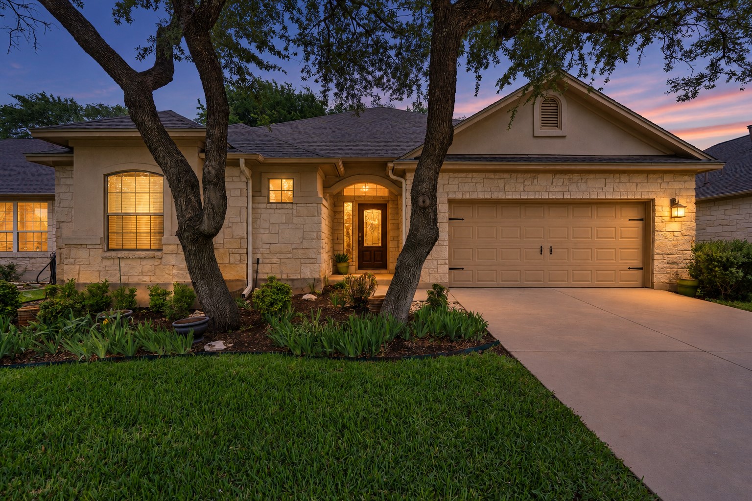 main property photo 0