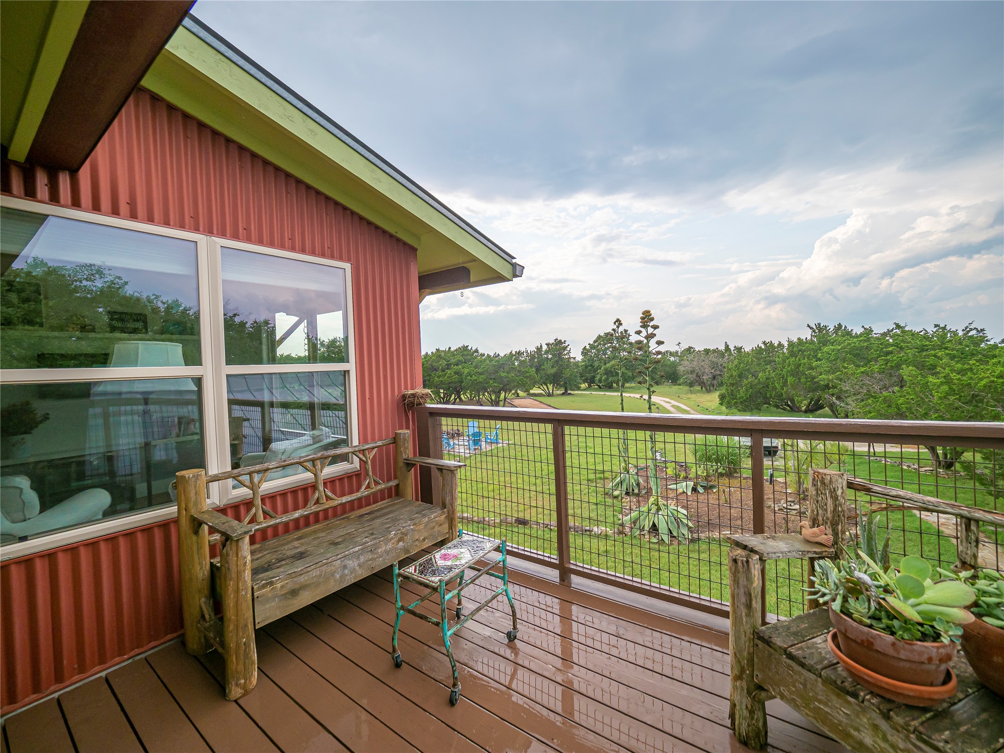 main property photo 30