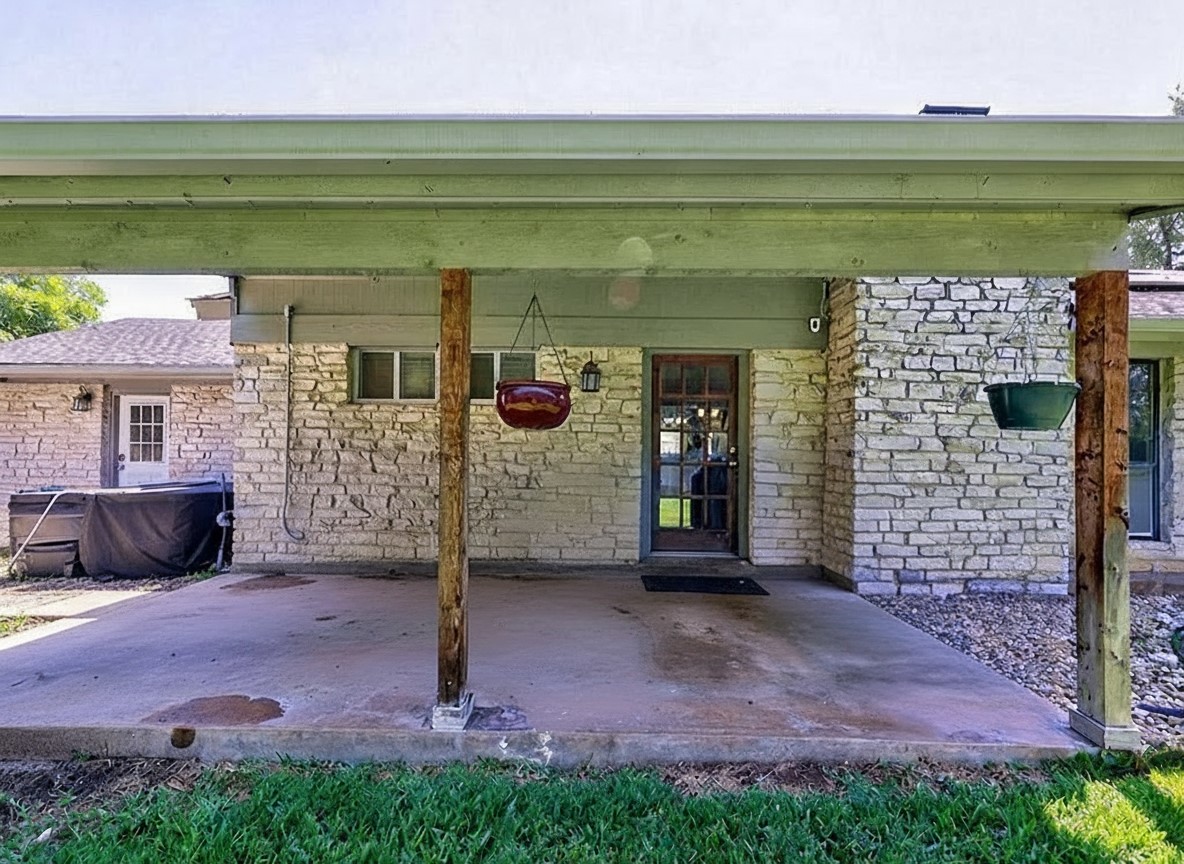 main property photo 21