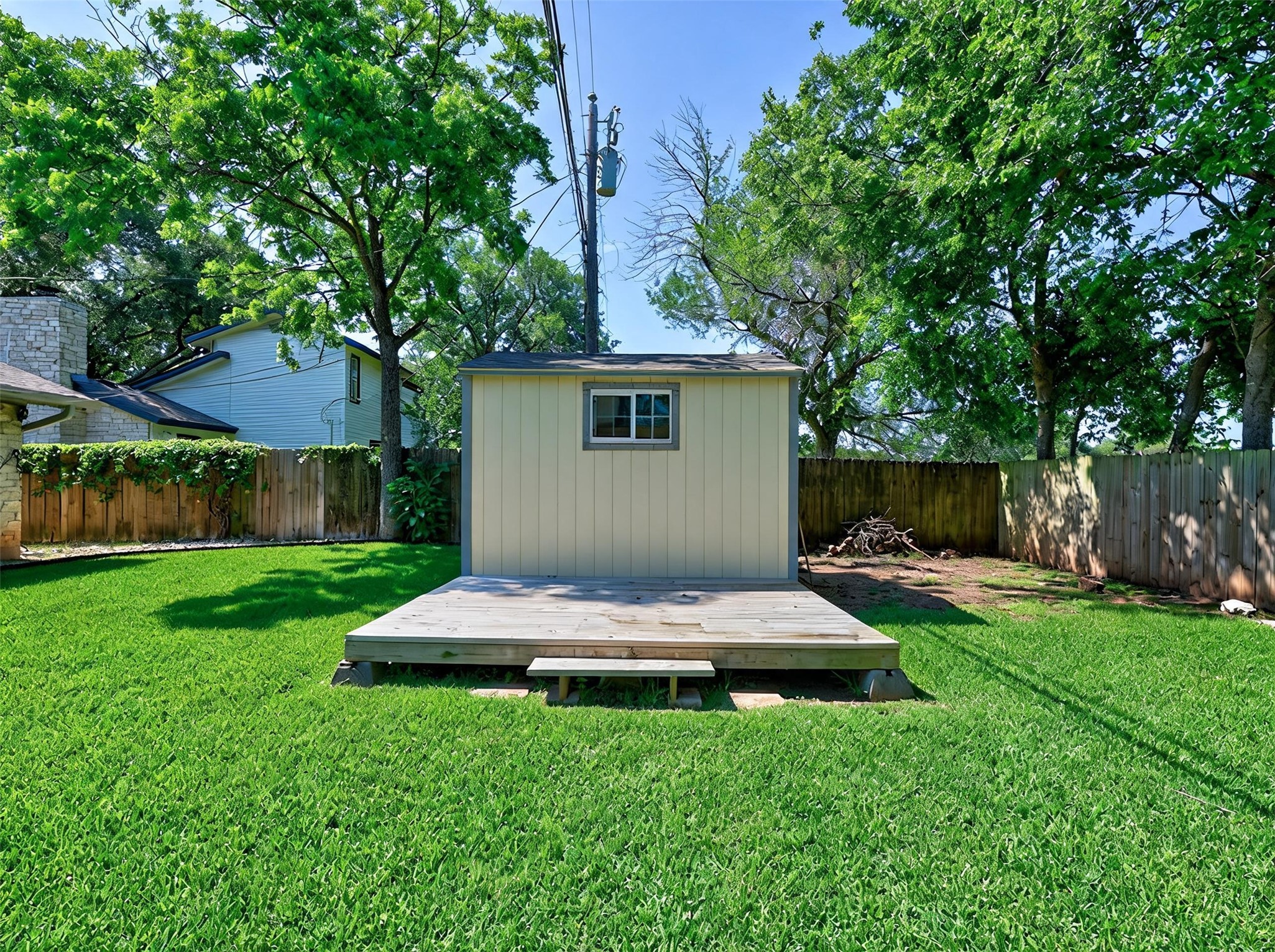 main property photo 25
