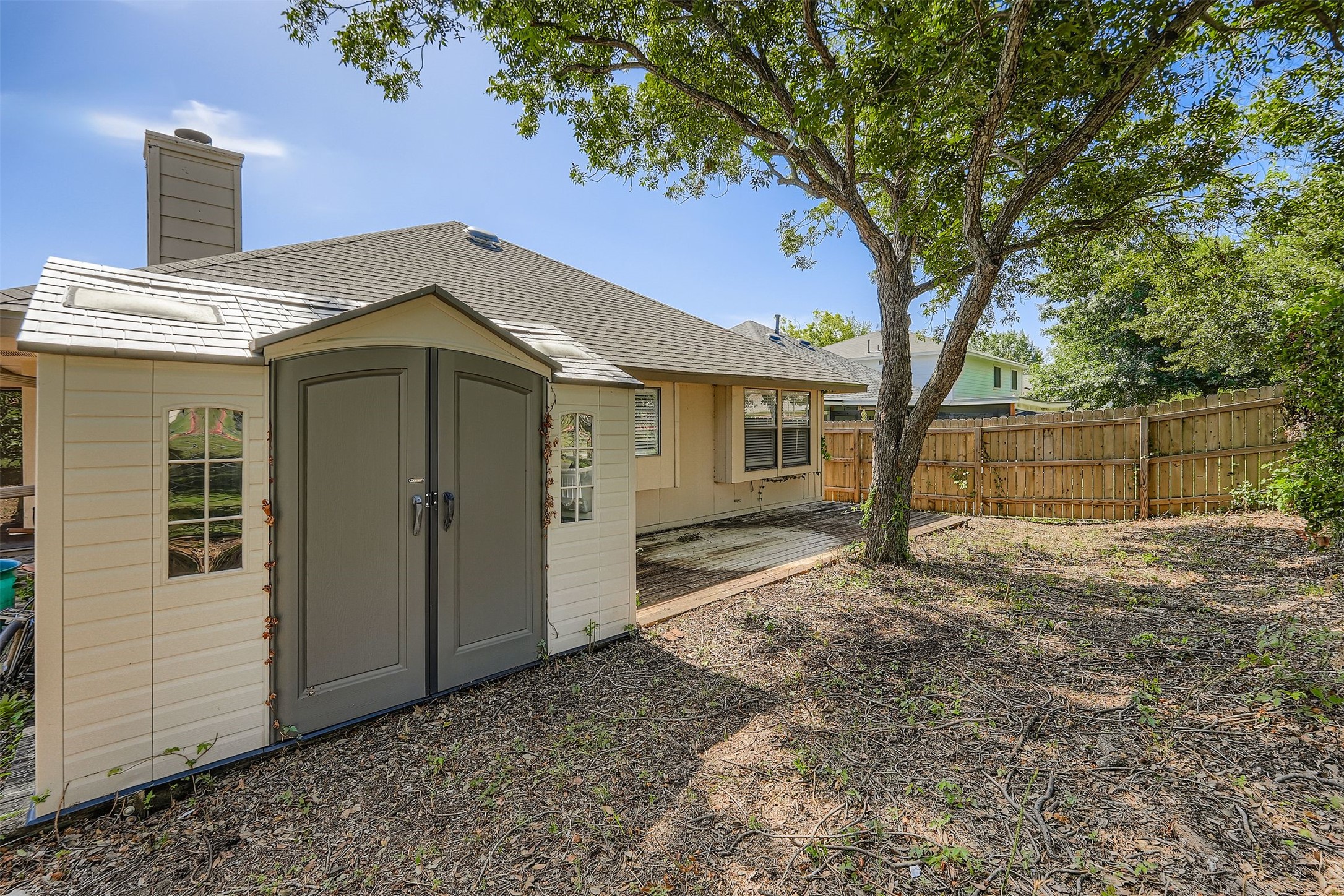 main property photo 22