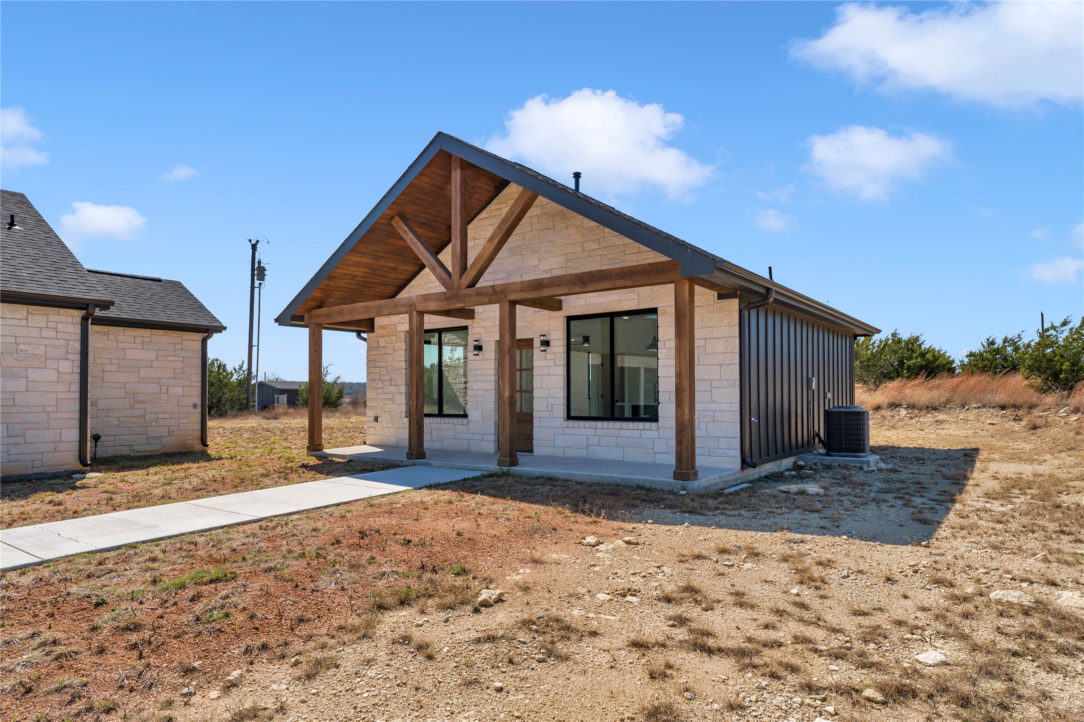 main property photo 38