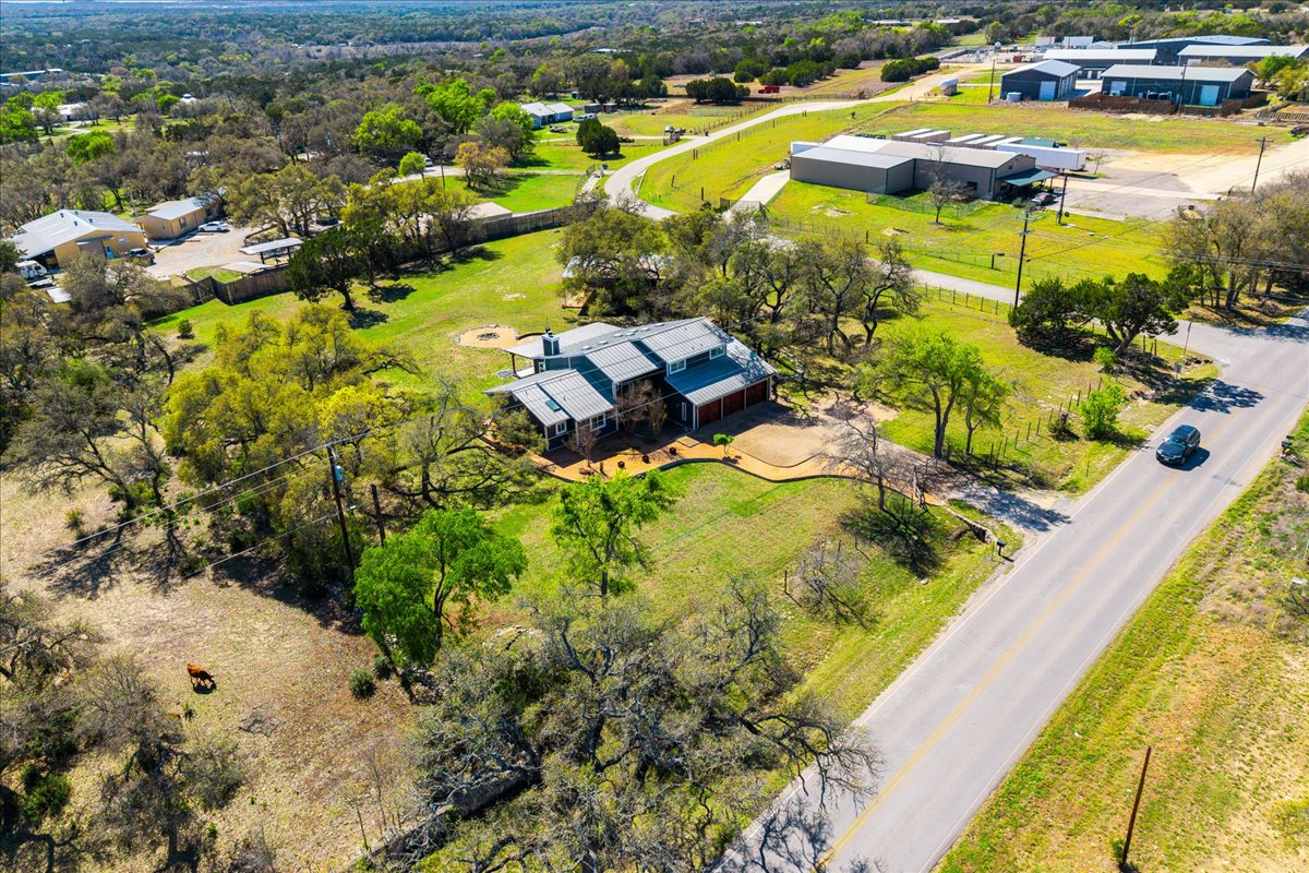 main property photo 31