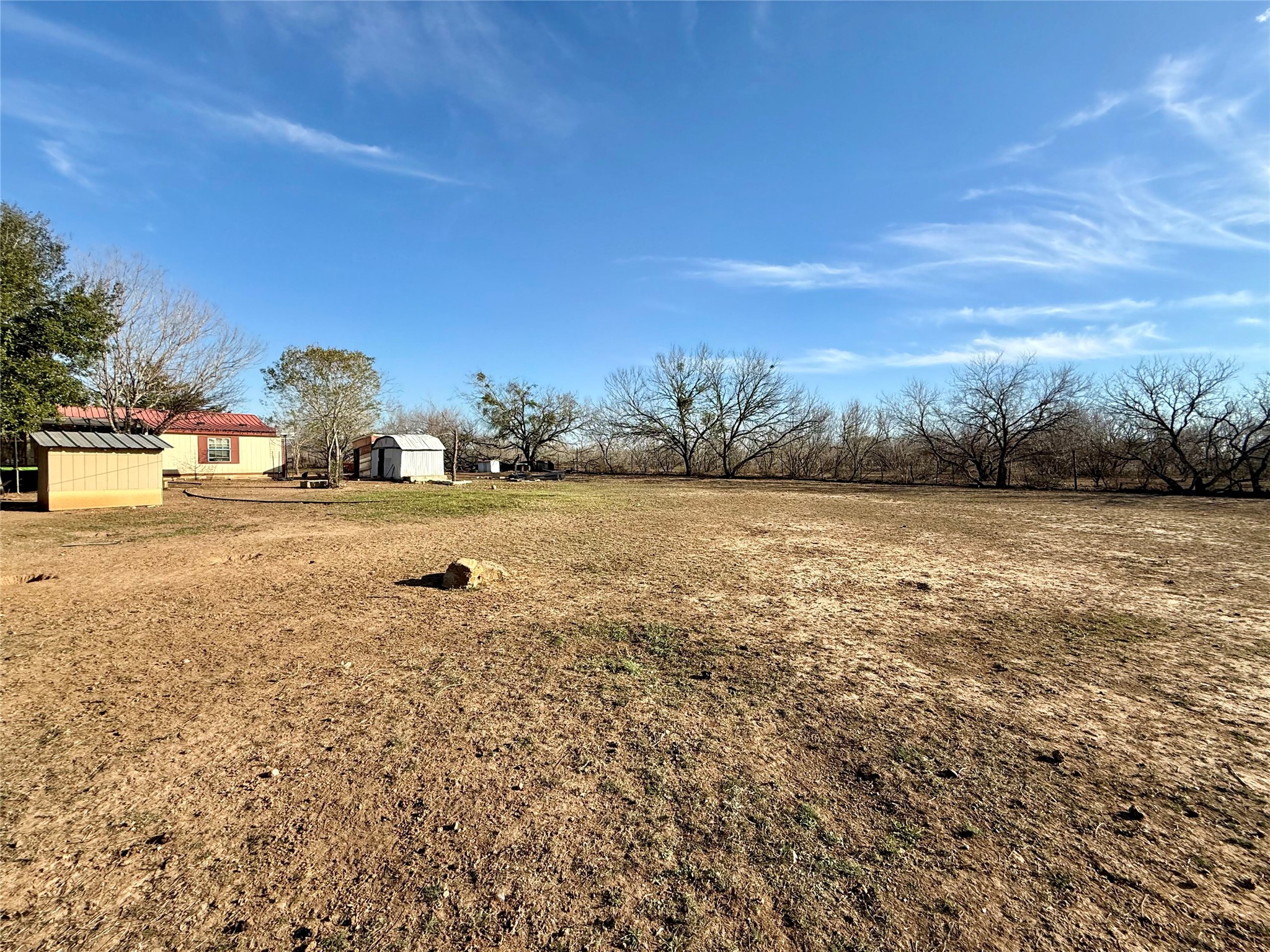 main property photo 3