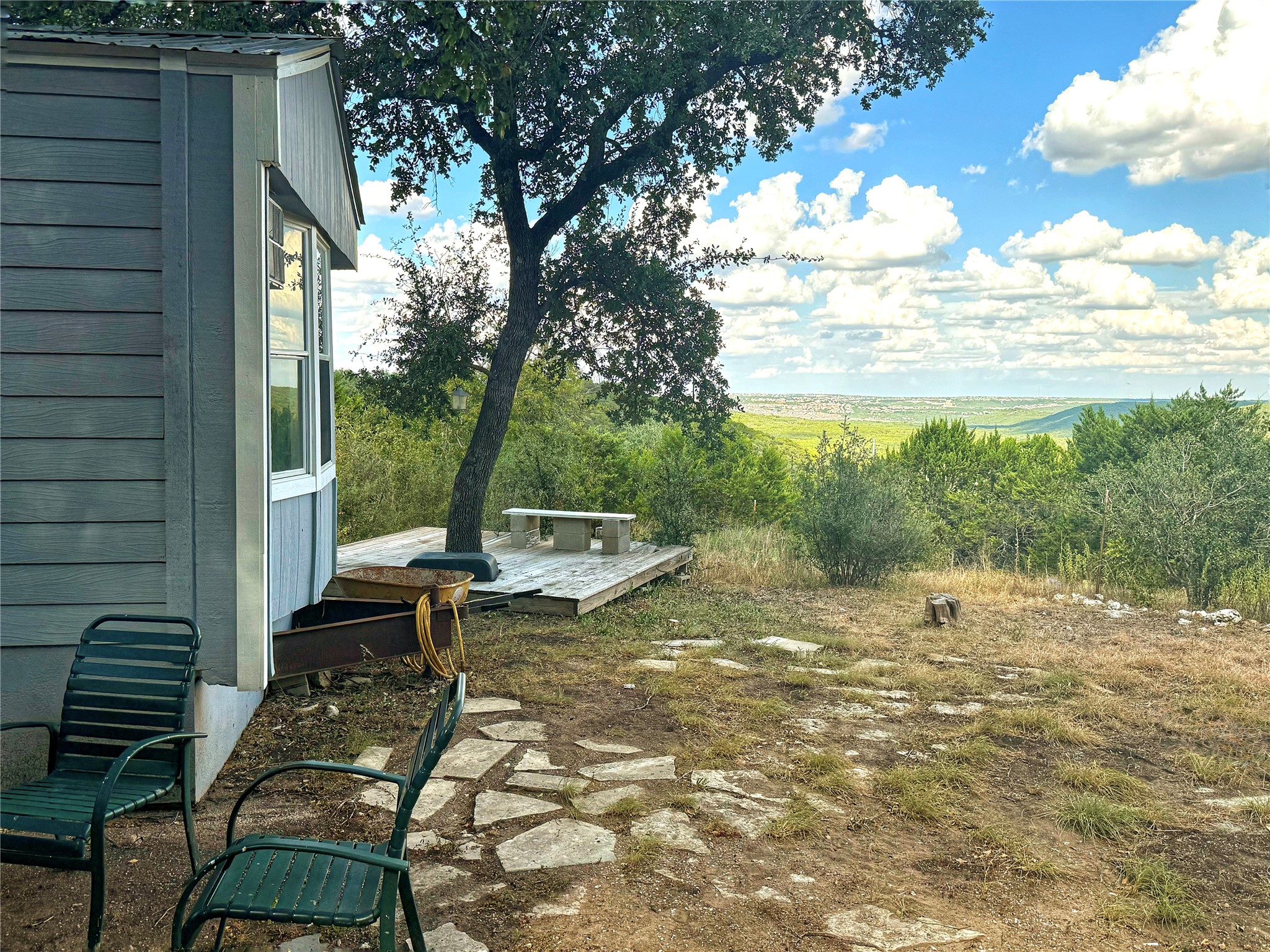 main property photo 10