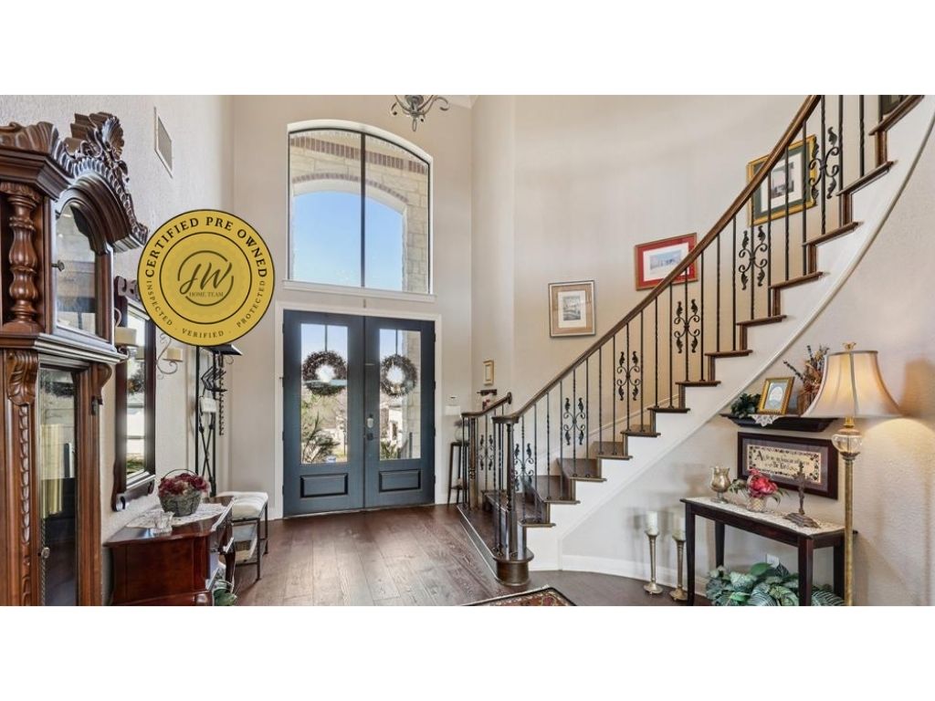 main property photo 4
