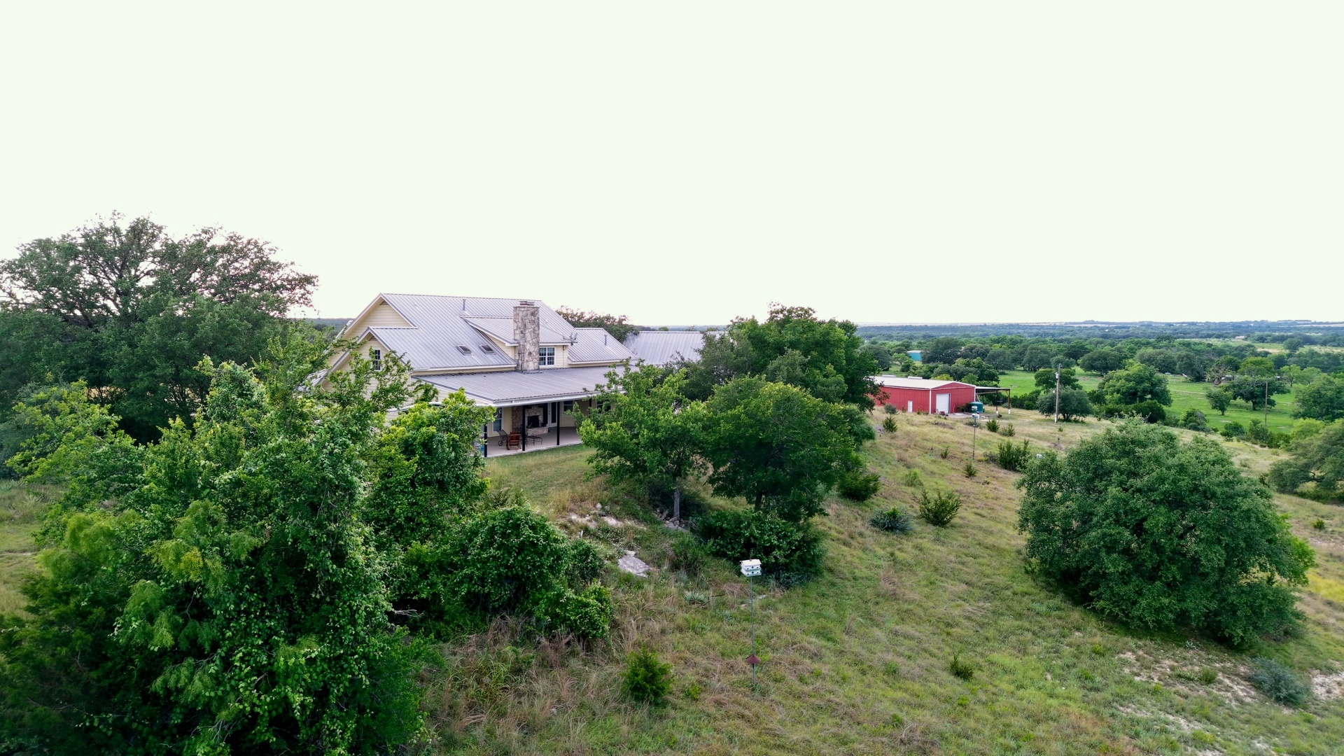 main property photo 10