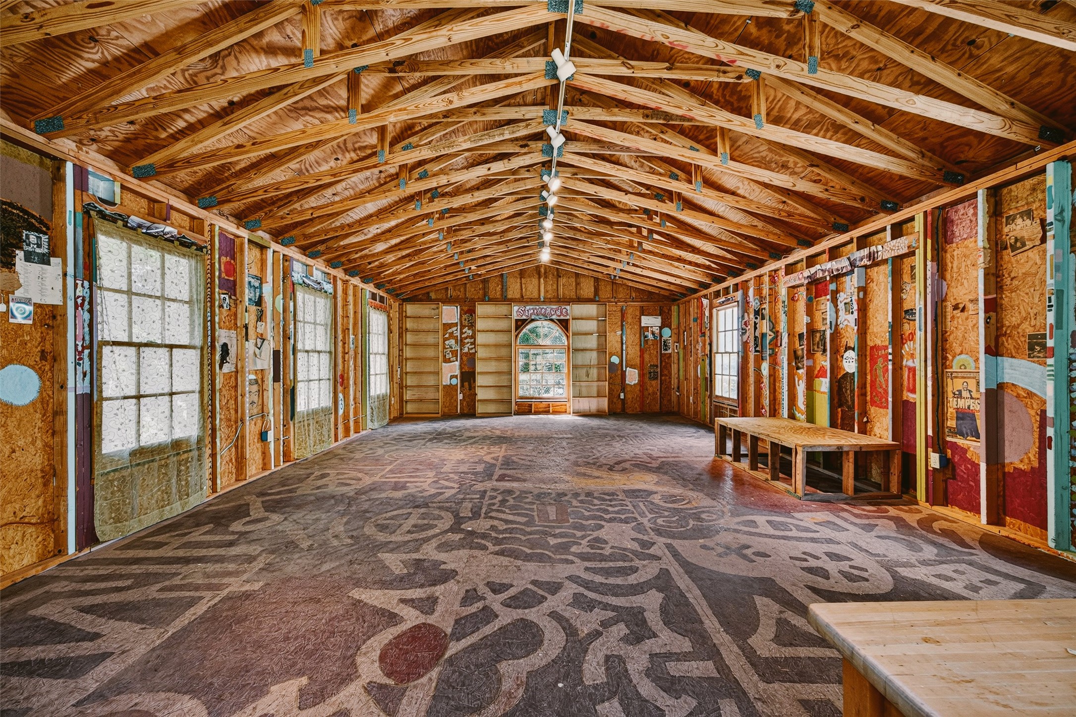 main property photo 30