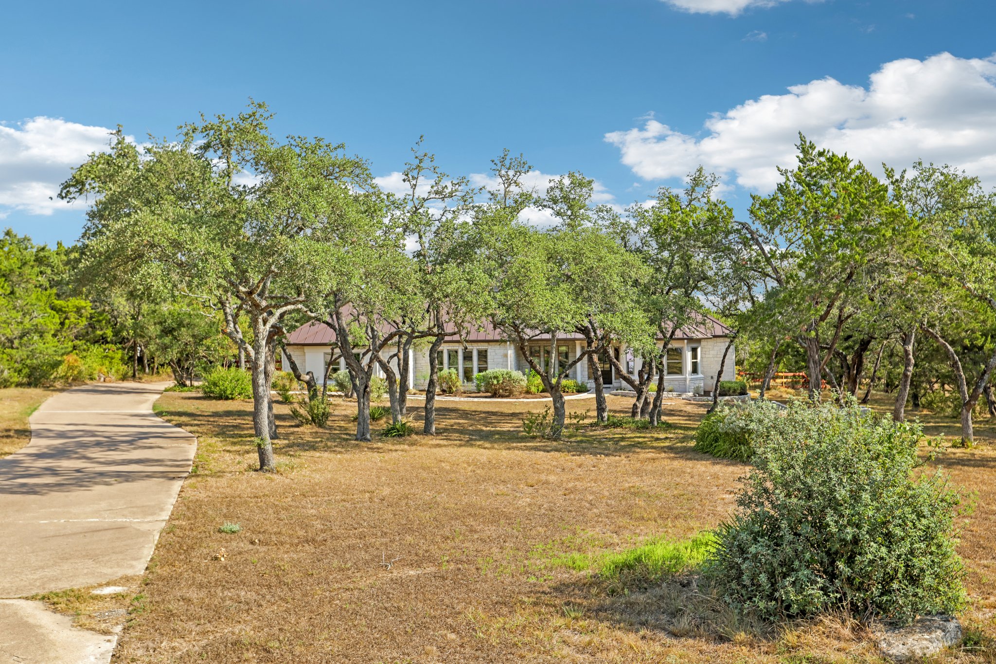 main property photo 22