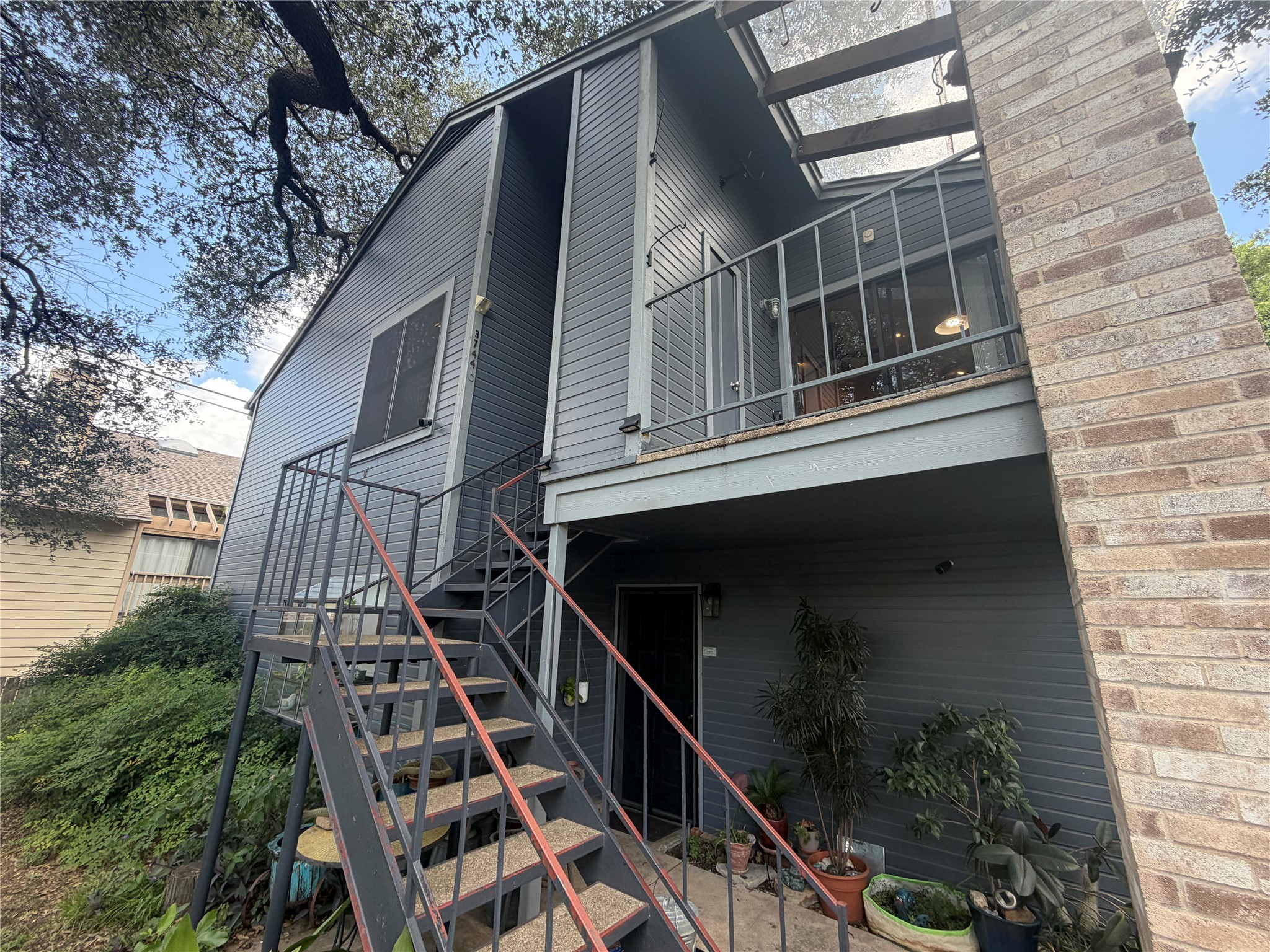 main property photo 24