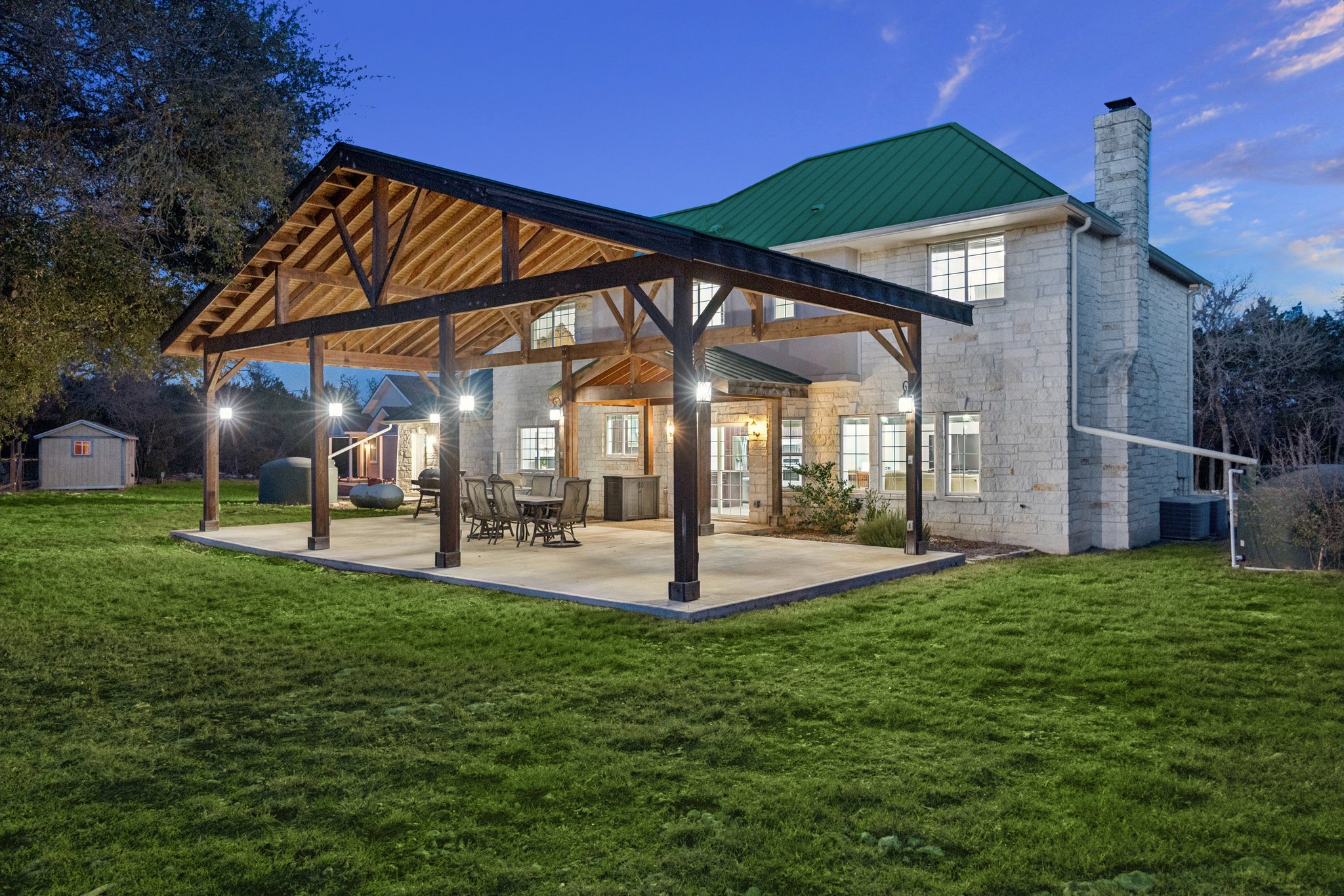 main property photo 26