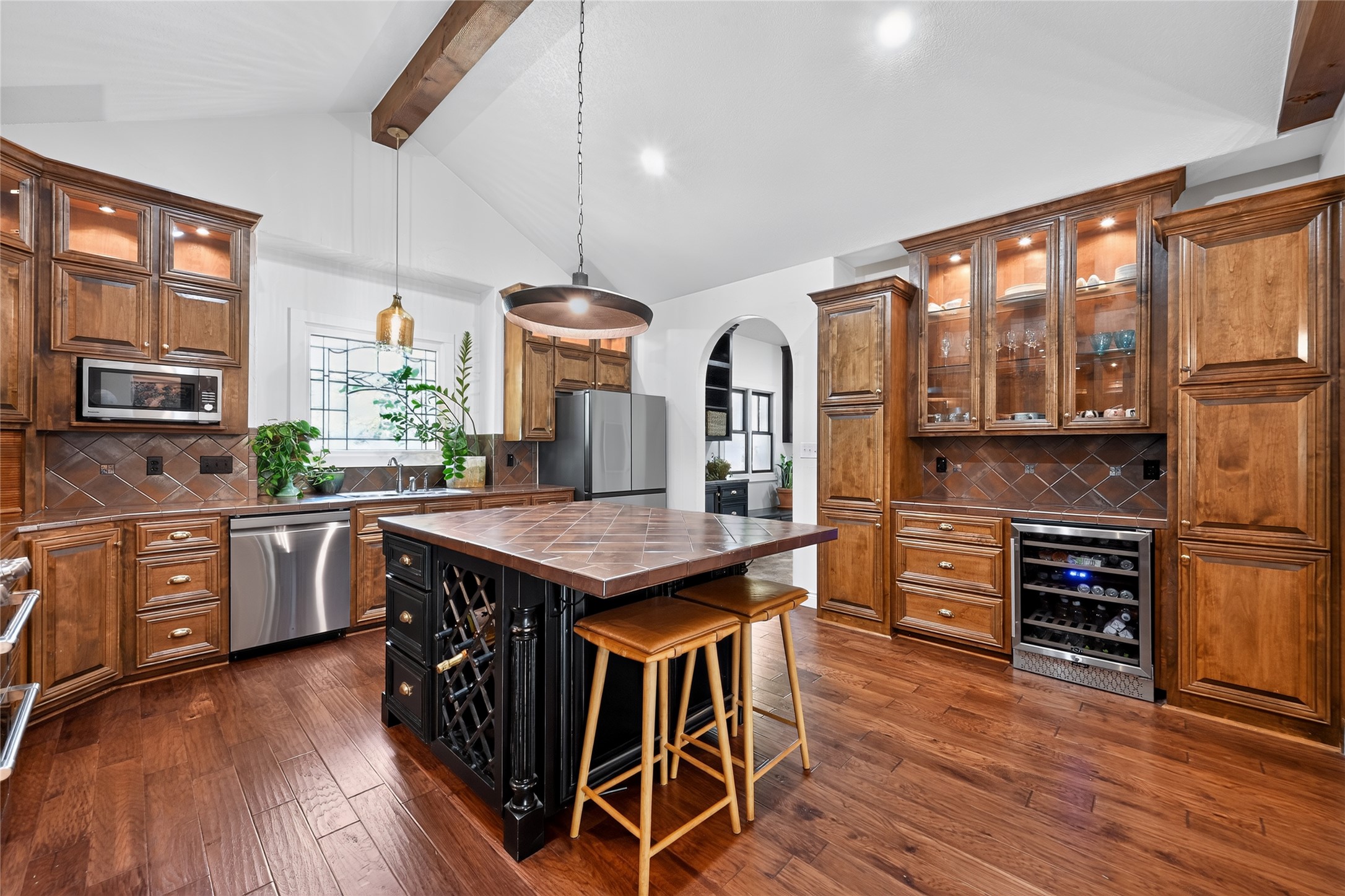 main property photo 15