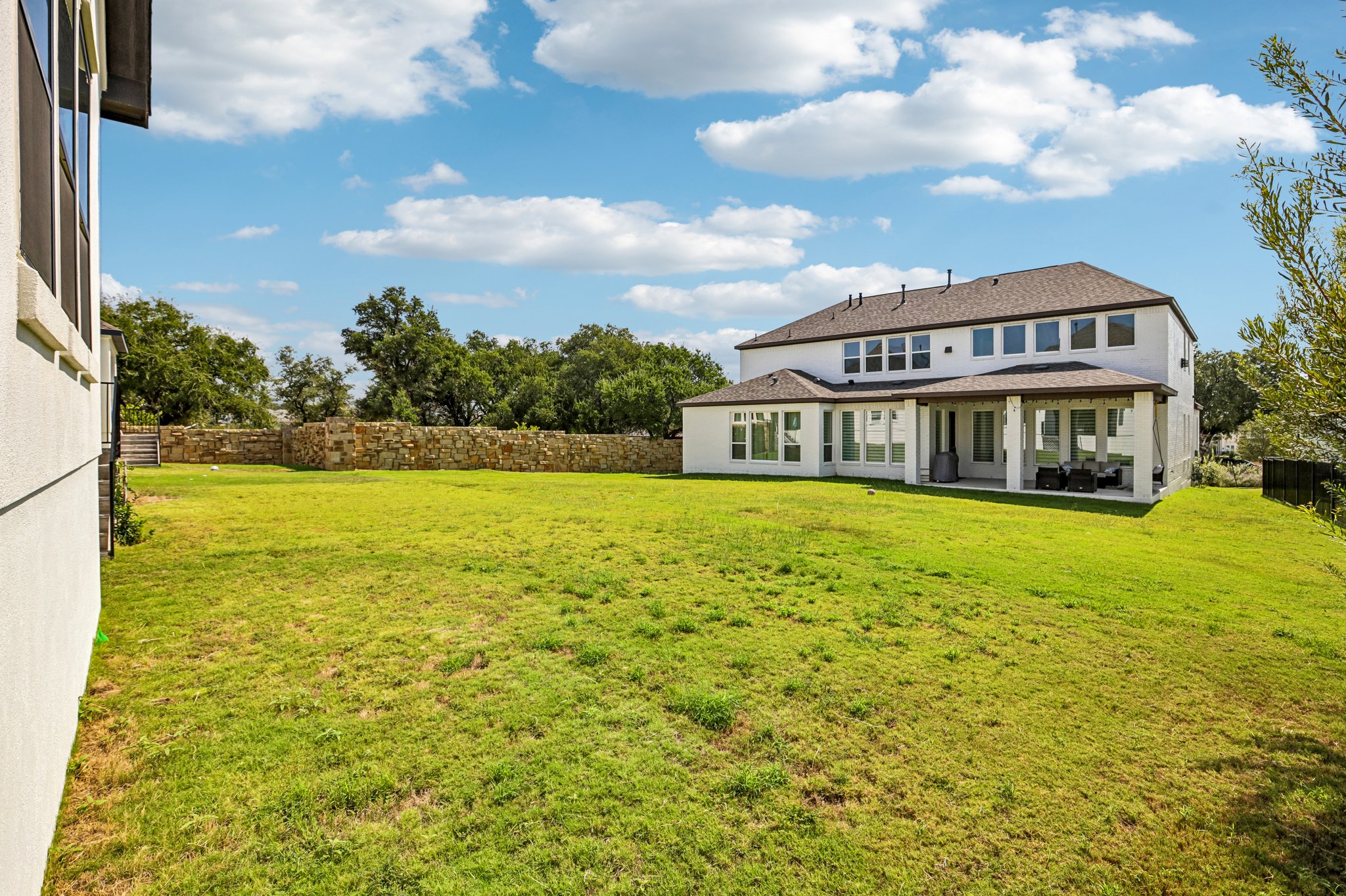 main property photo 36