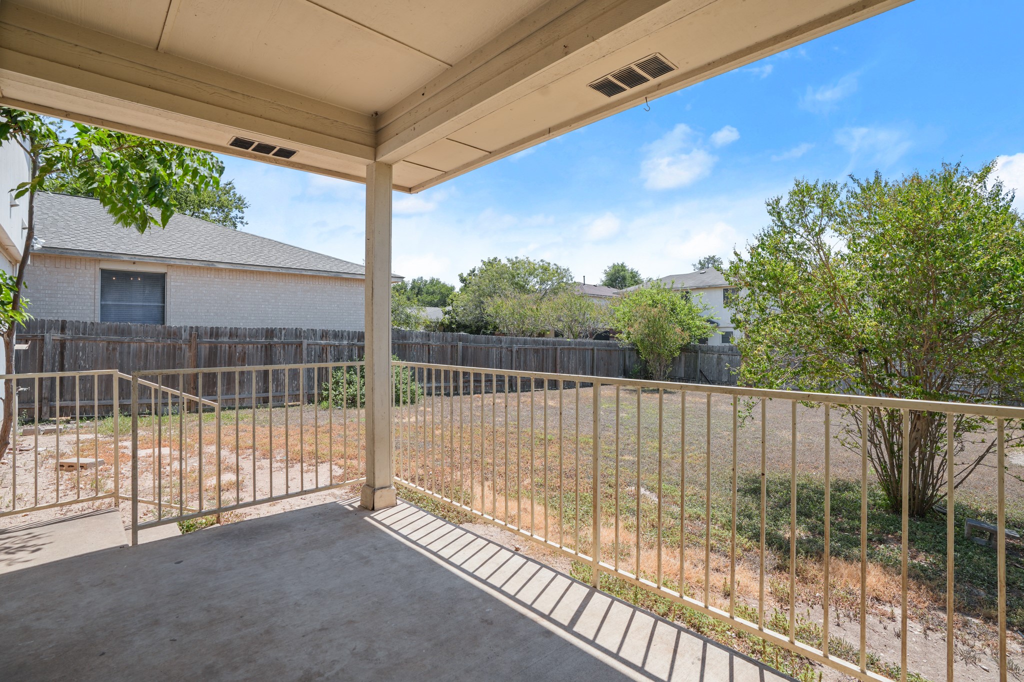 main property photo 22