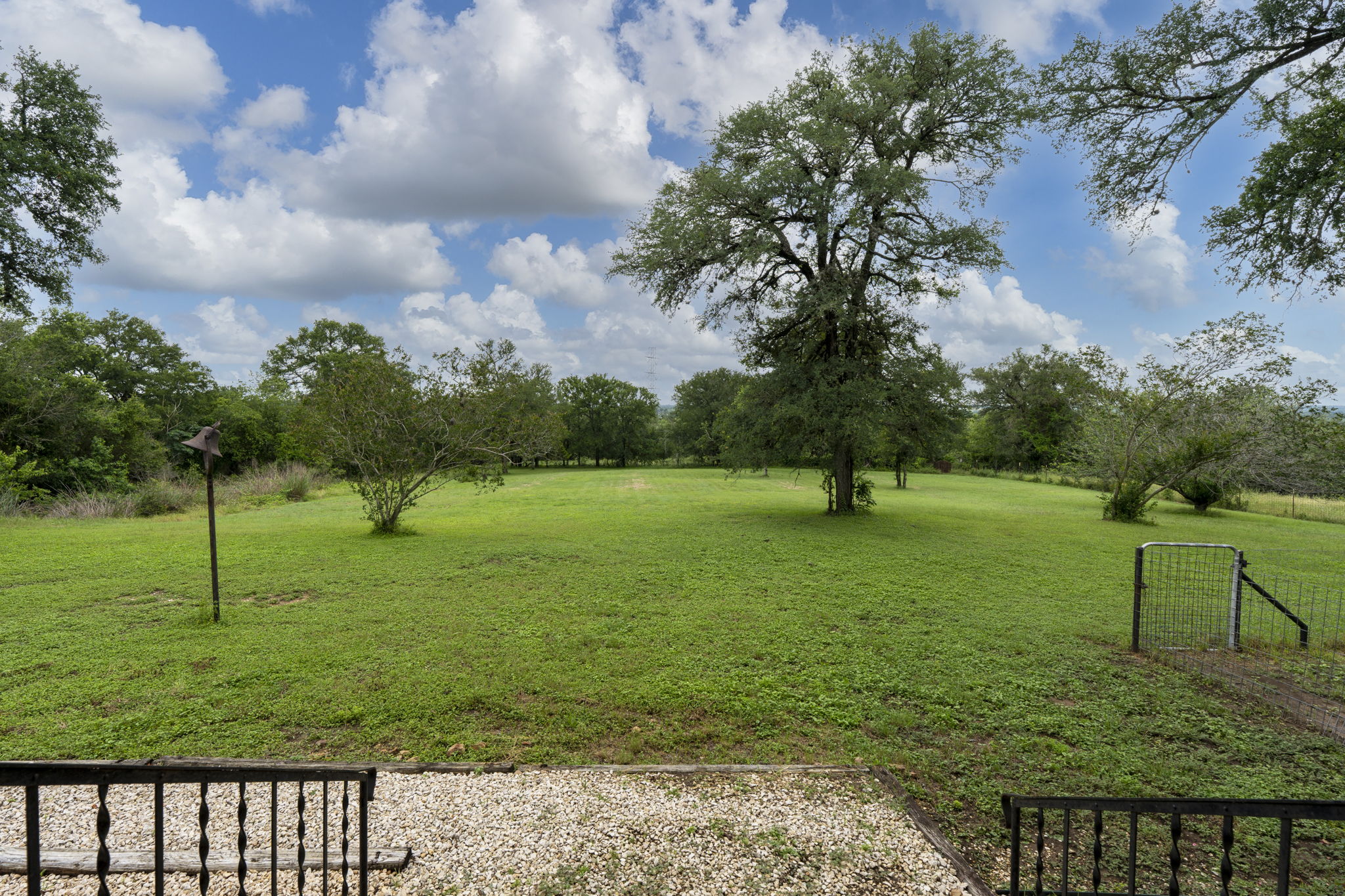 main property photo 11