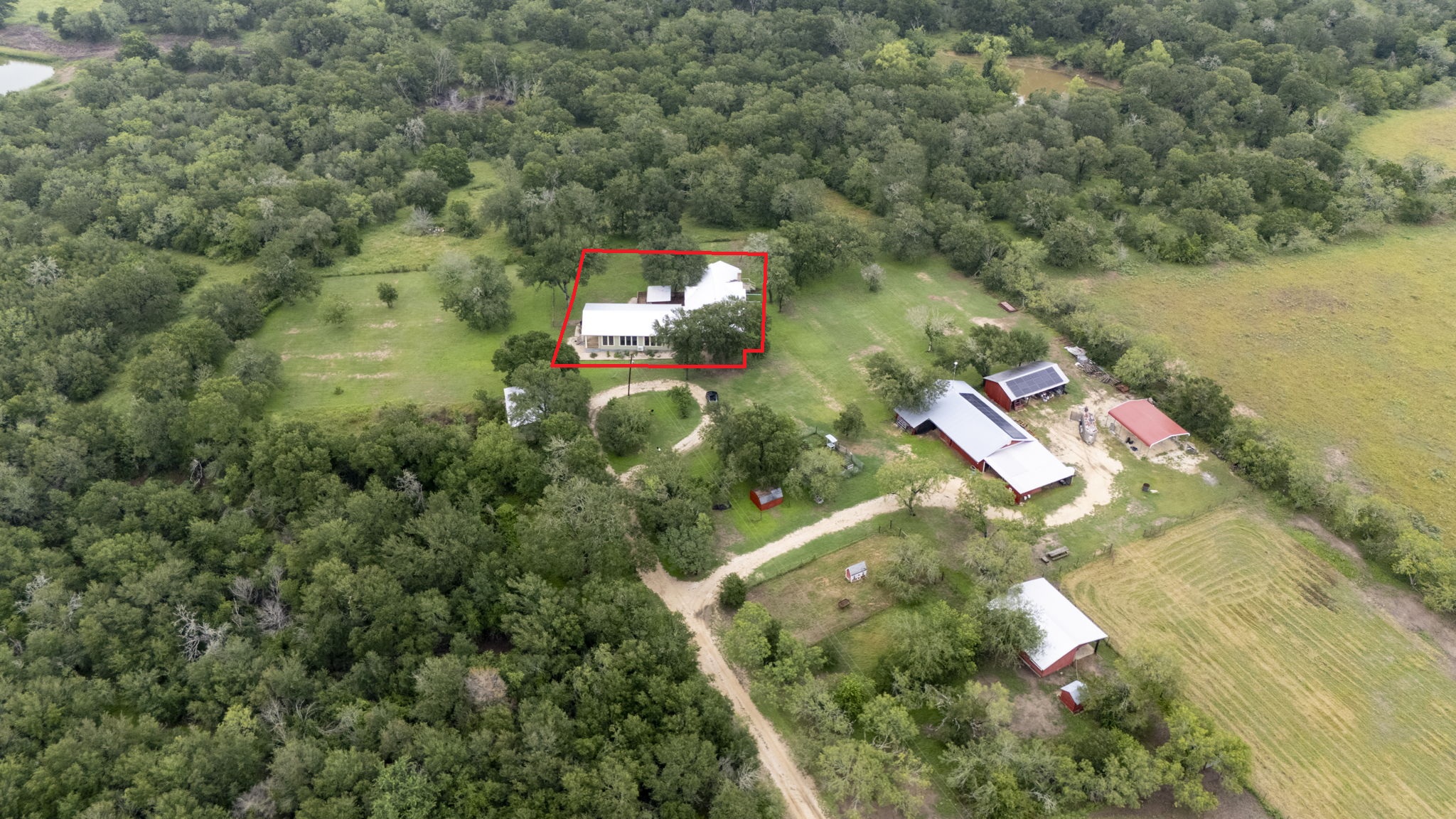 main property photo 33