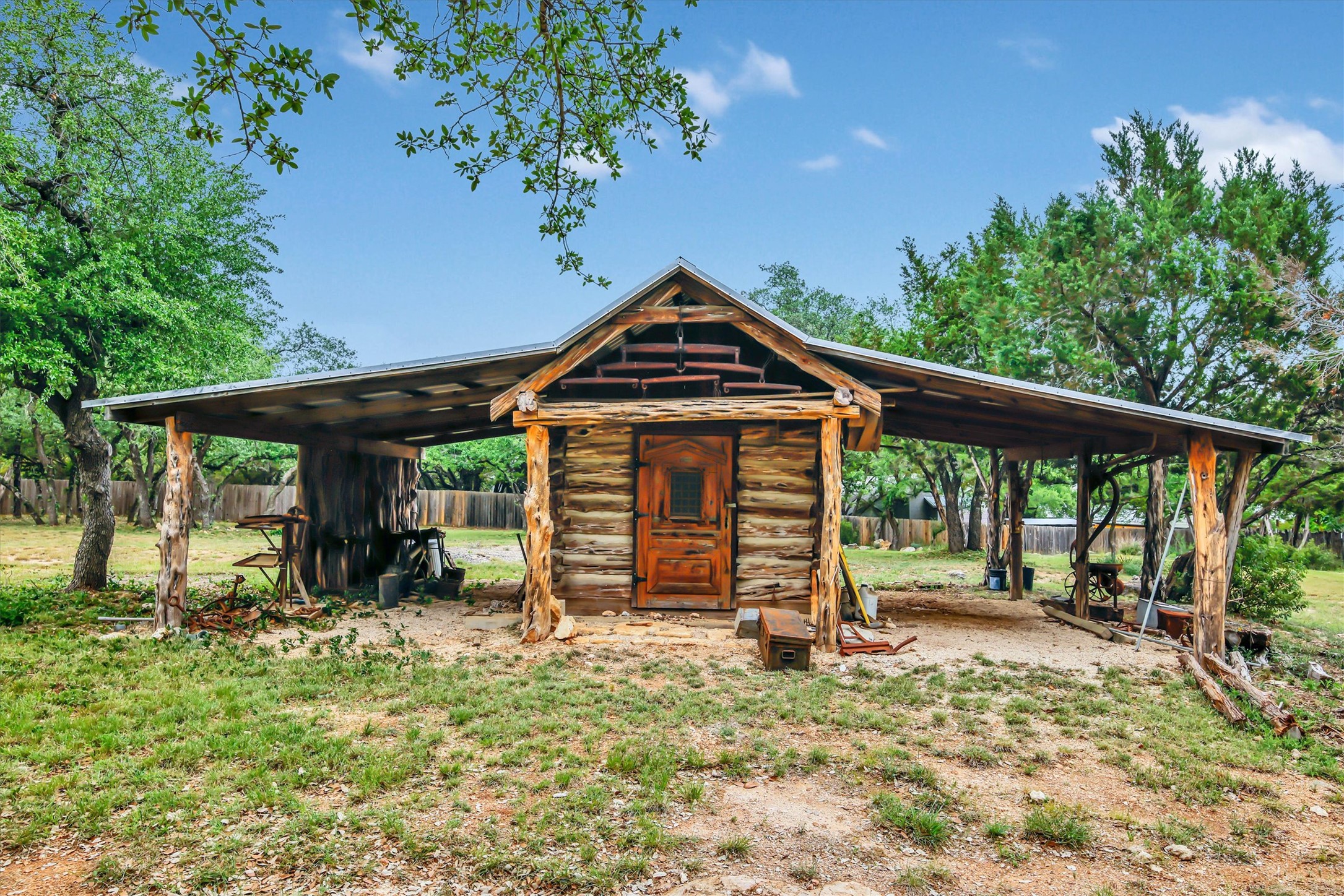 main property photo 31