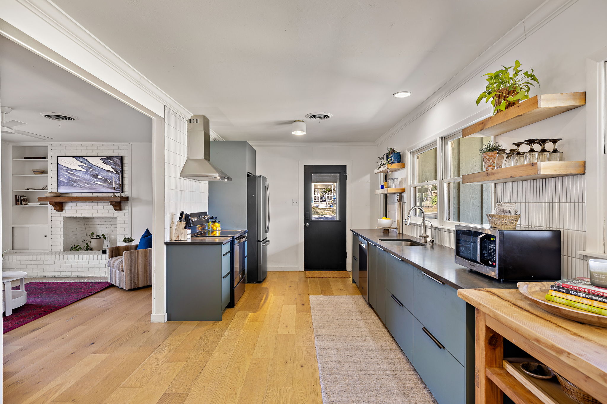main property photo 15
