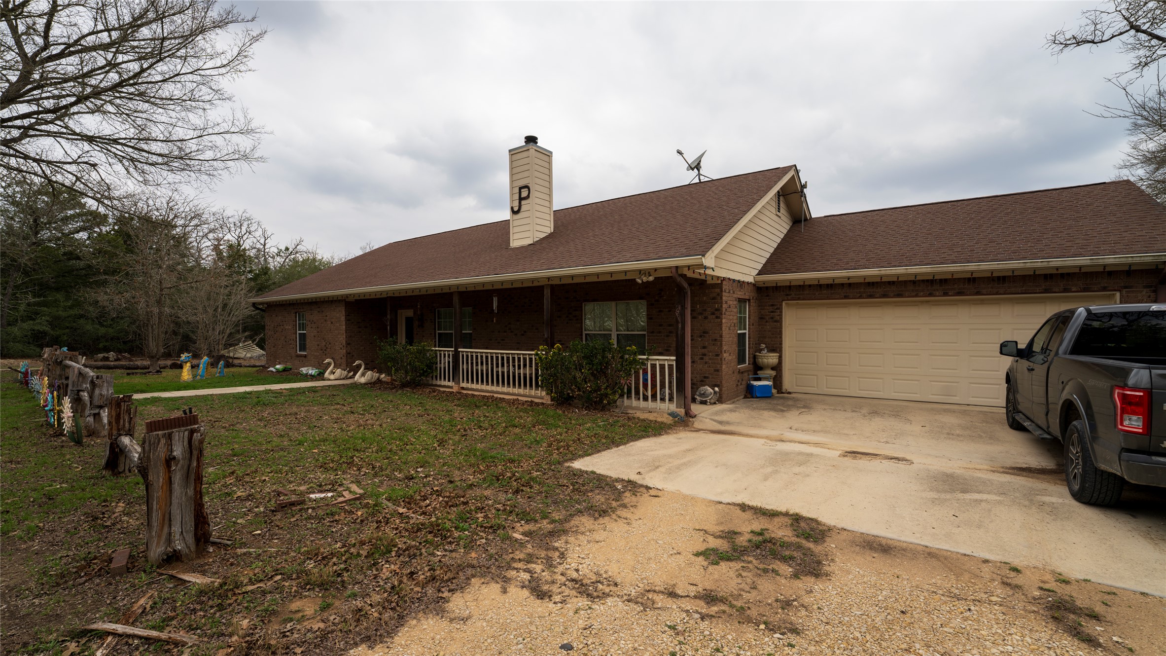 main property photo 5