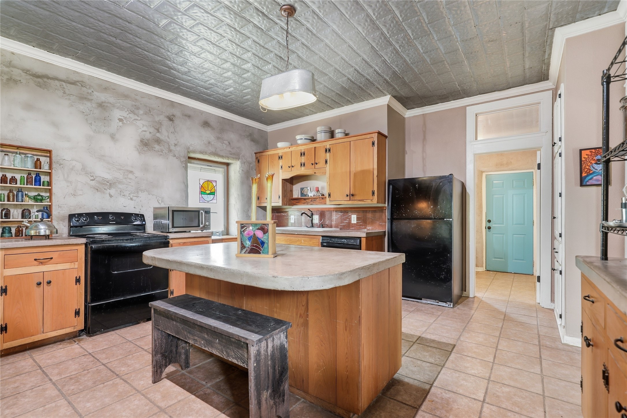 main property photo 10