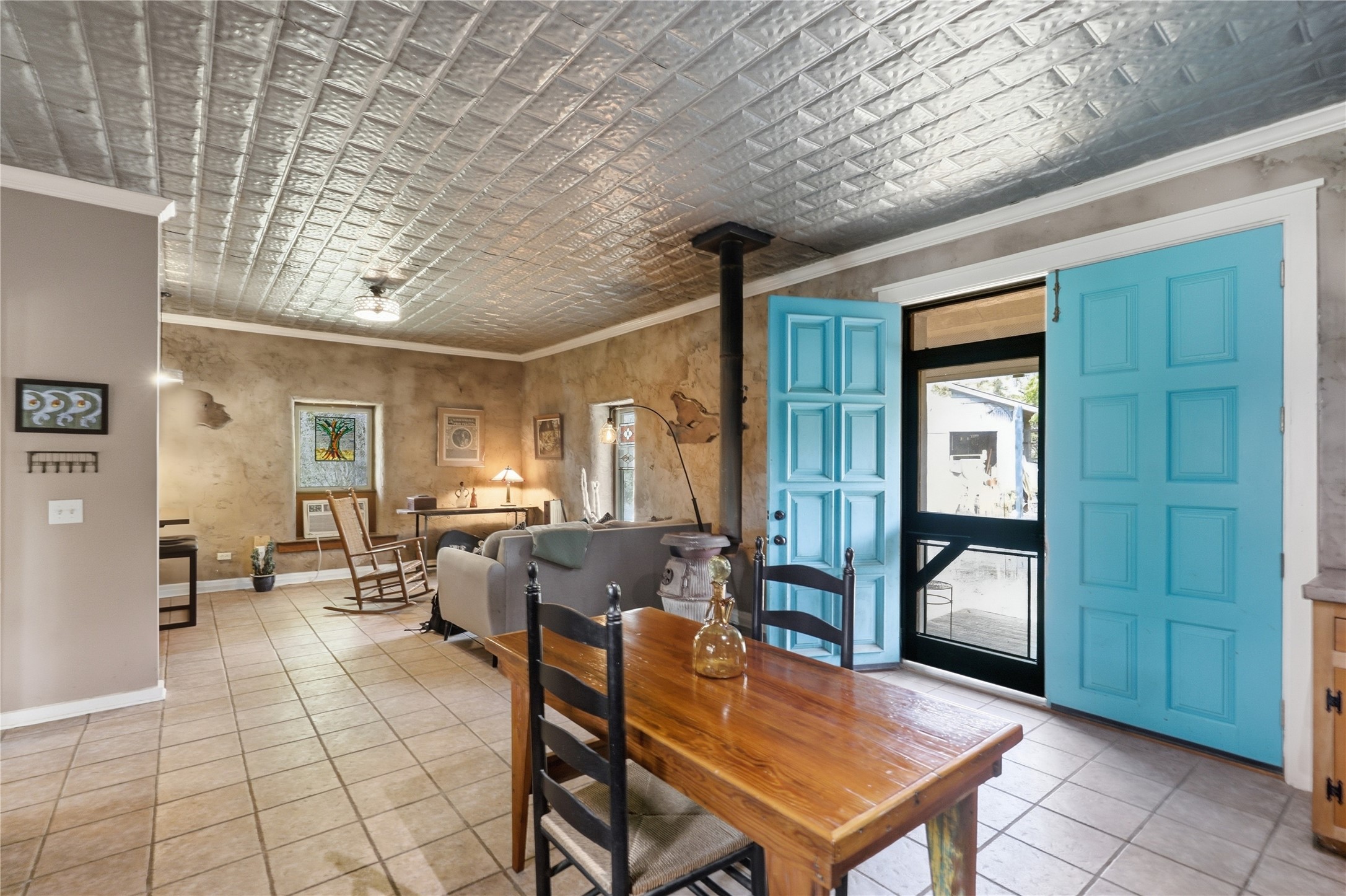 main property photo 15