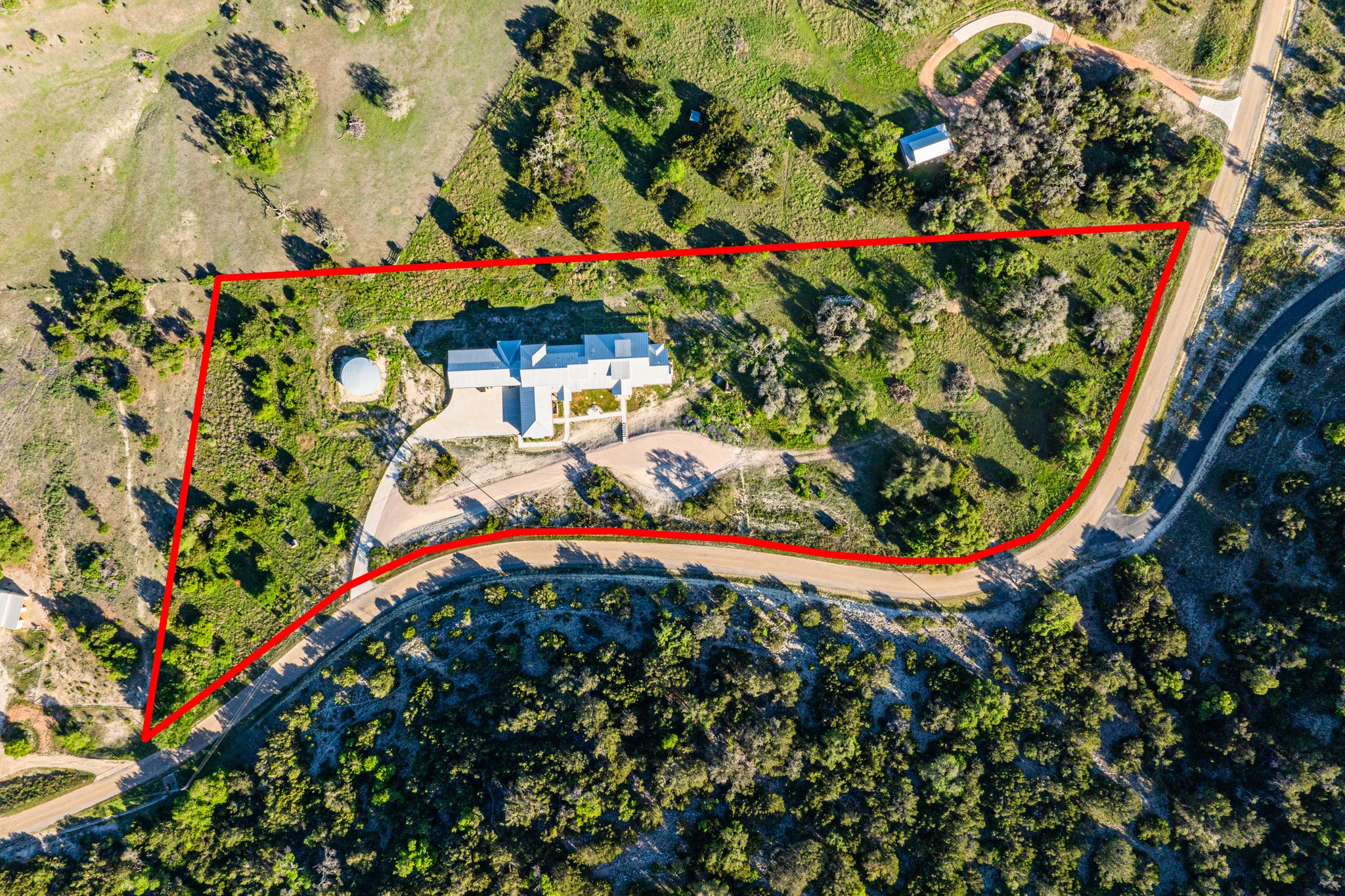 main property photo 39