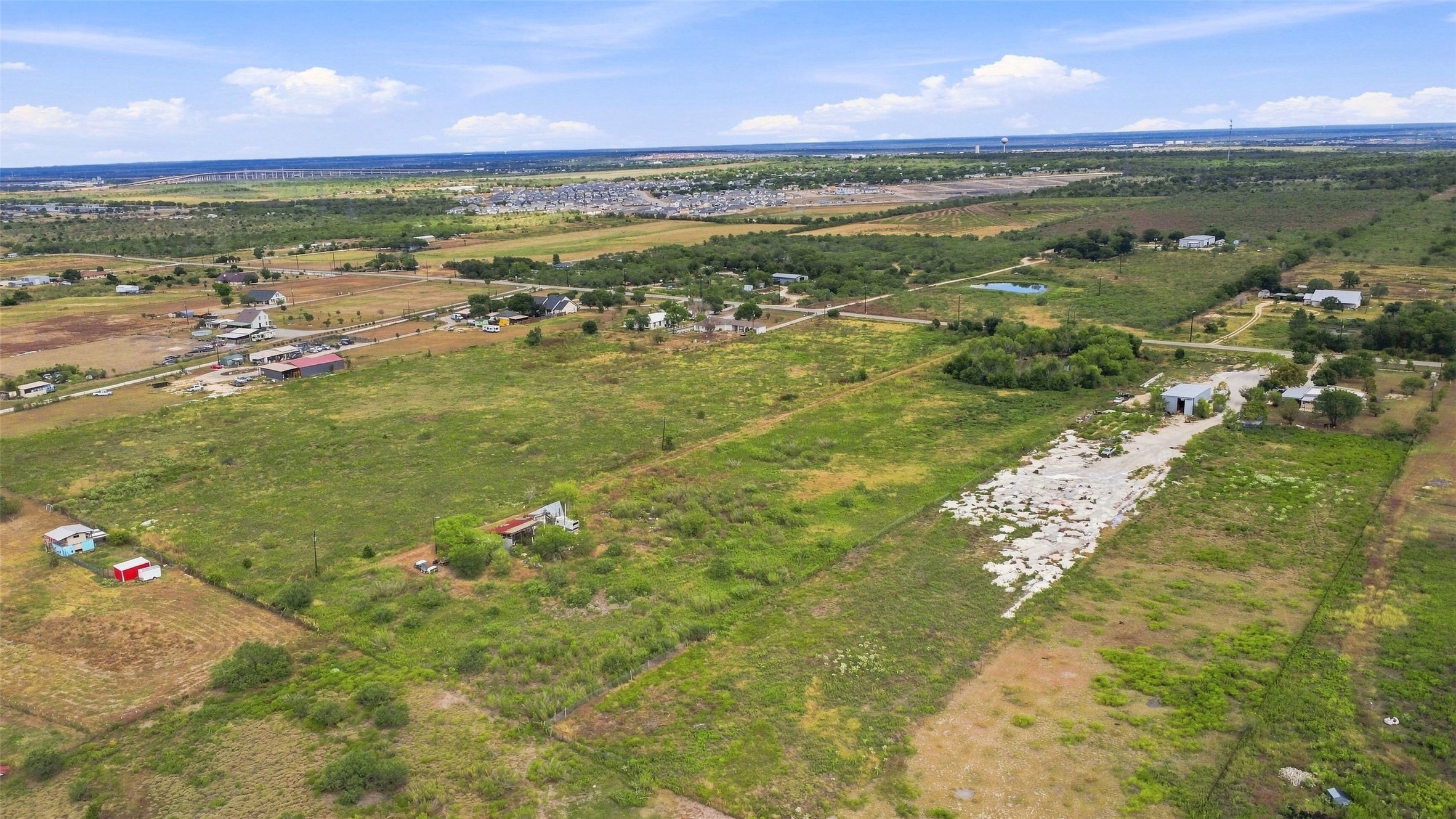 main property photo 12