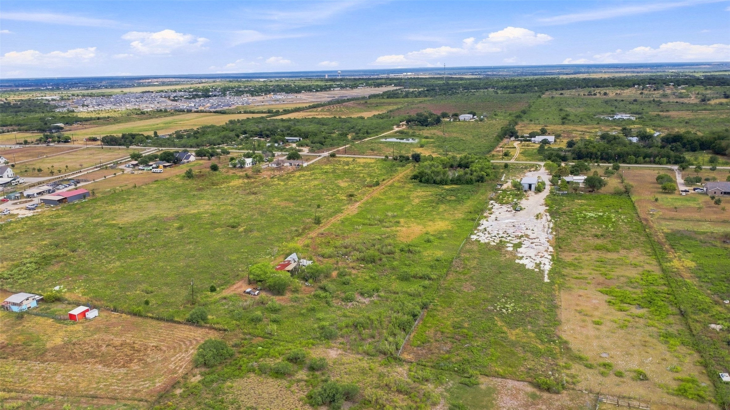 main property photo 13