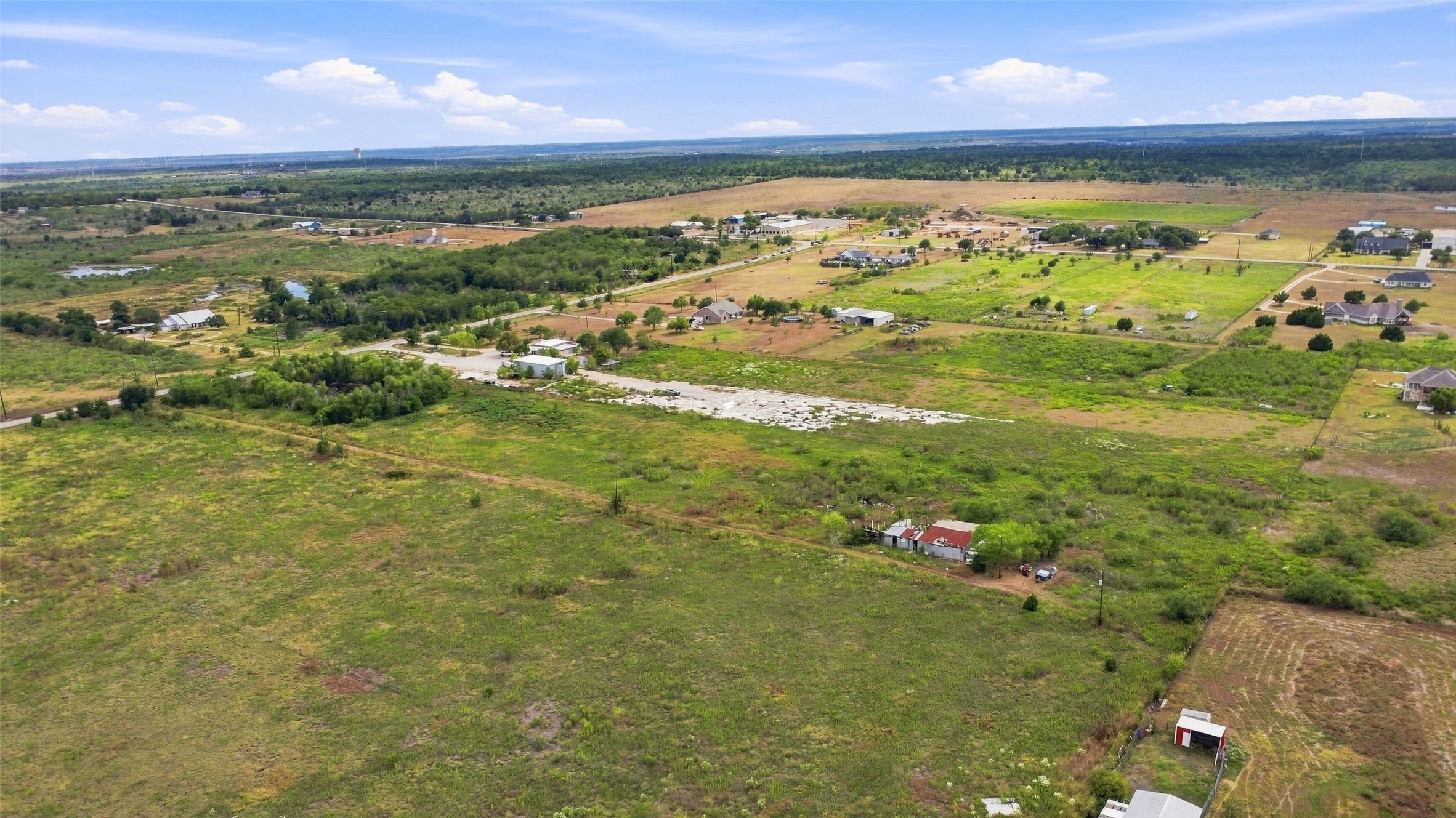 main property photo 16