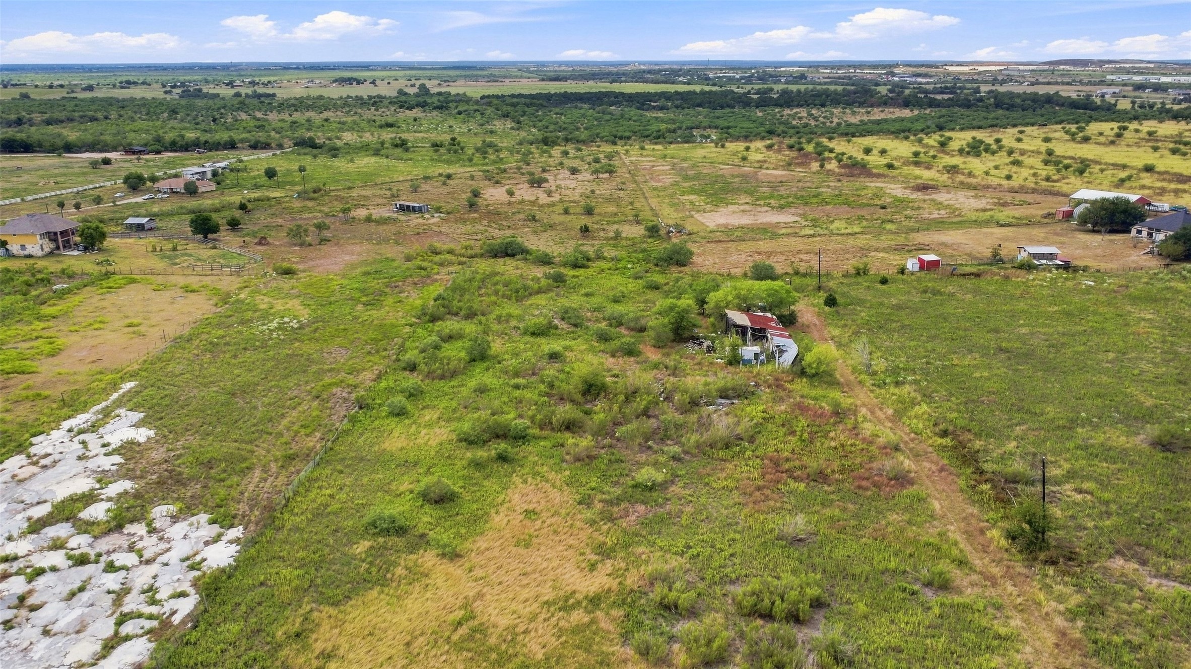 main property photo 27