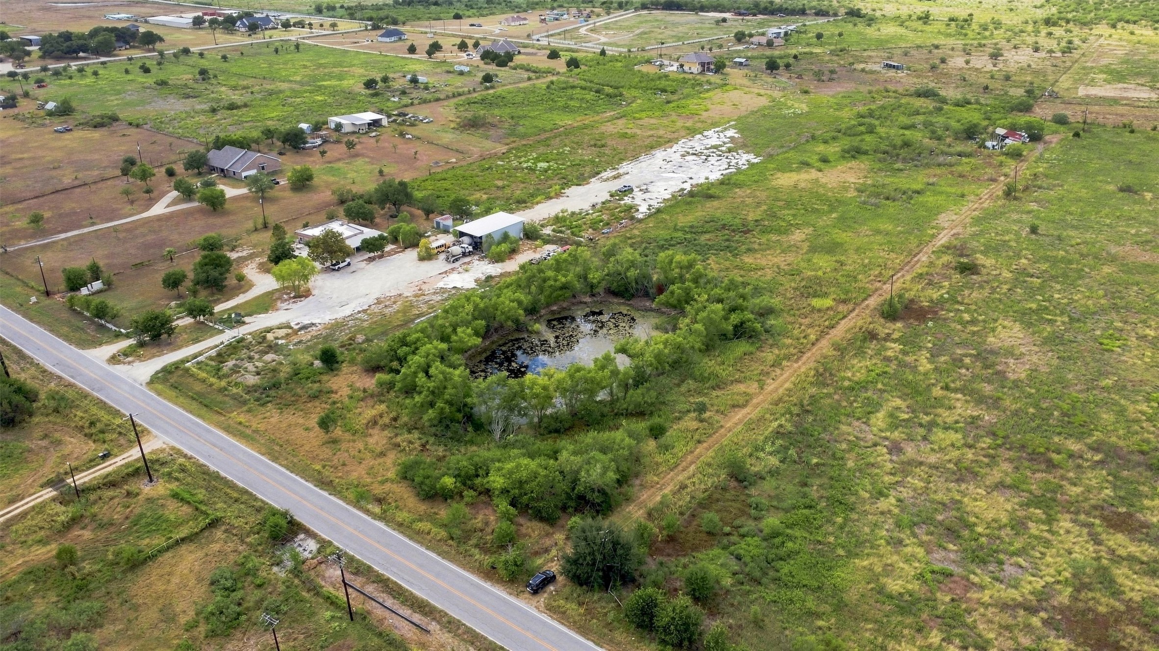 main property photo 3